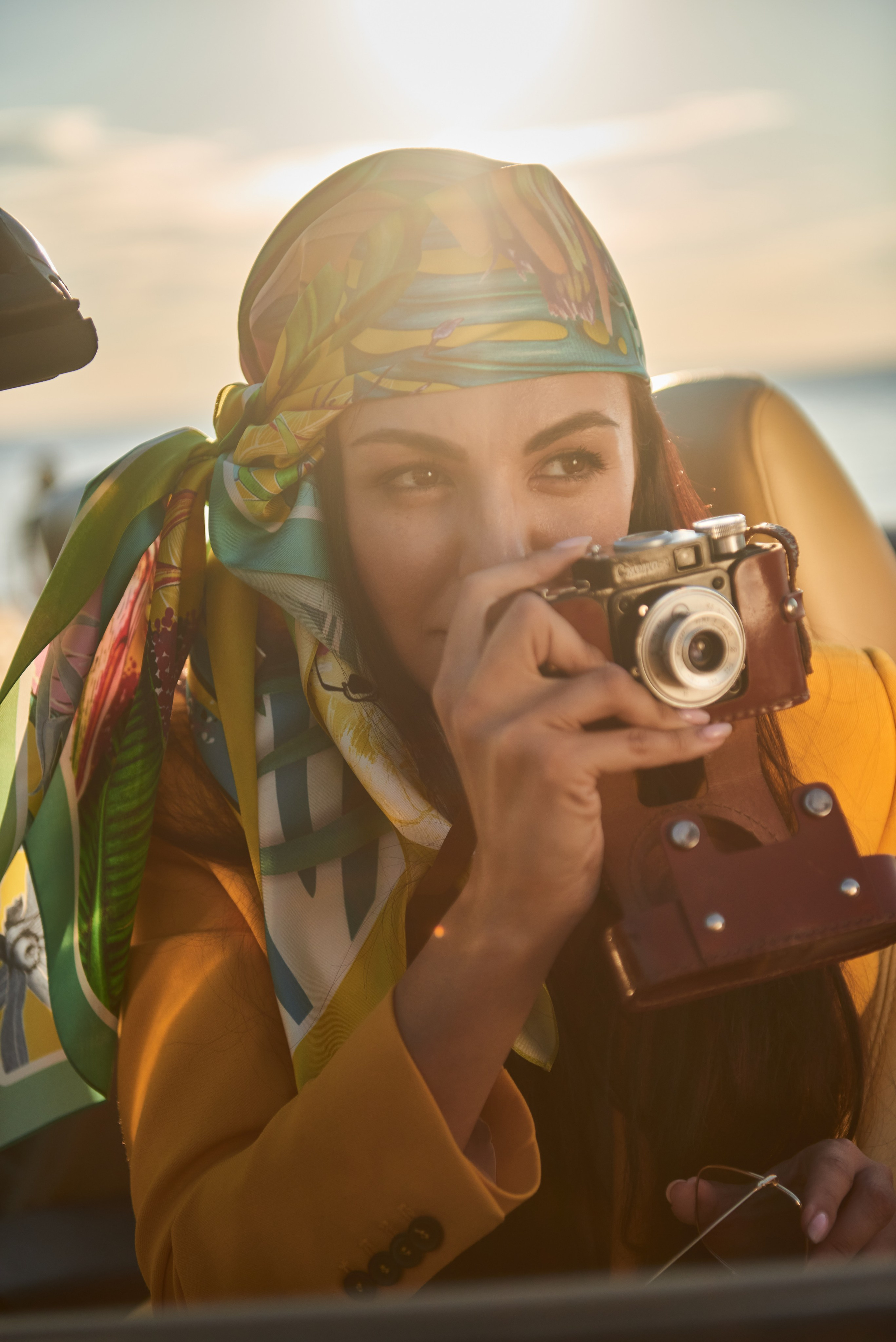 Dolya. Minimalist brand photographer & videographer | Raw sincerity. Pure Form