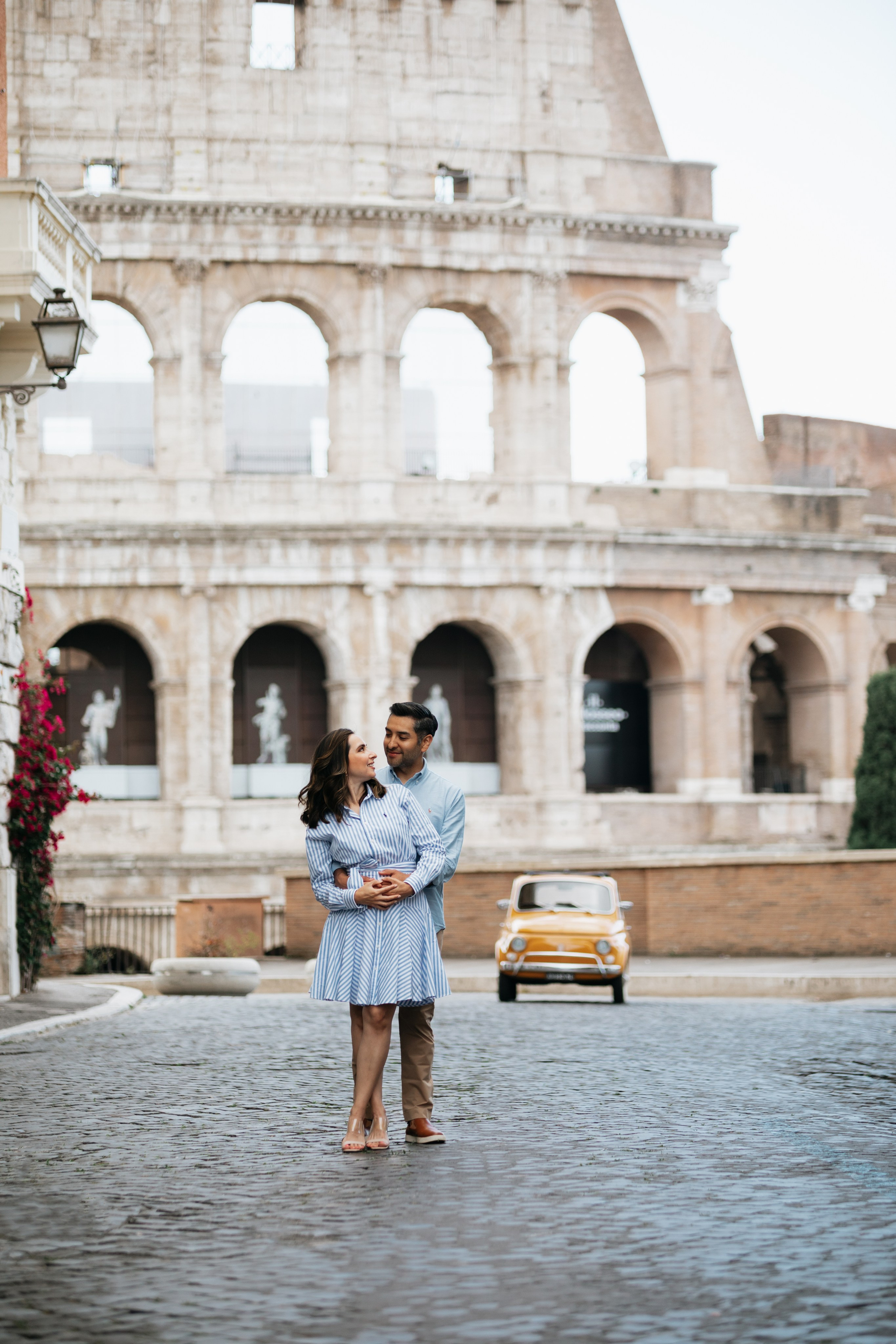 Fiat 500 and Vespa. Photographer in Rome