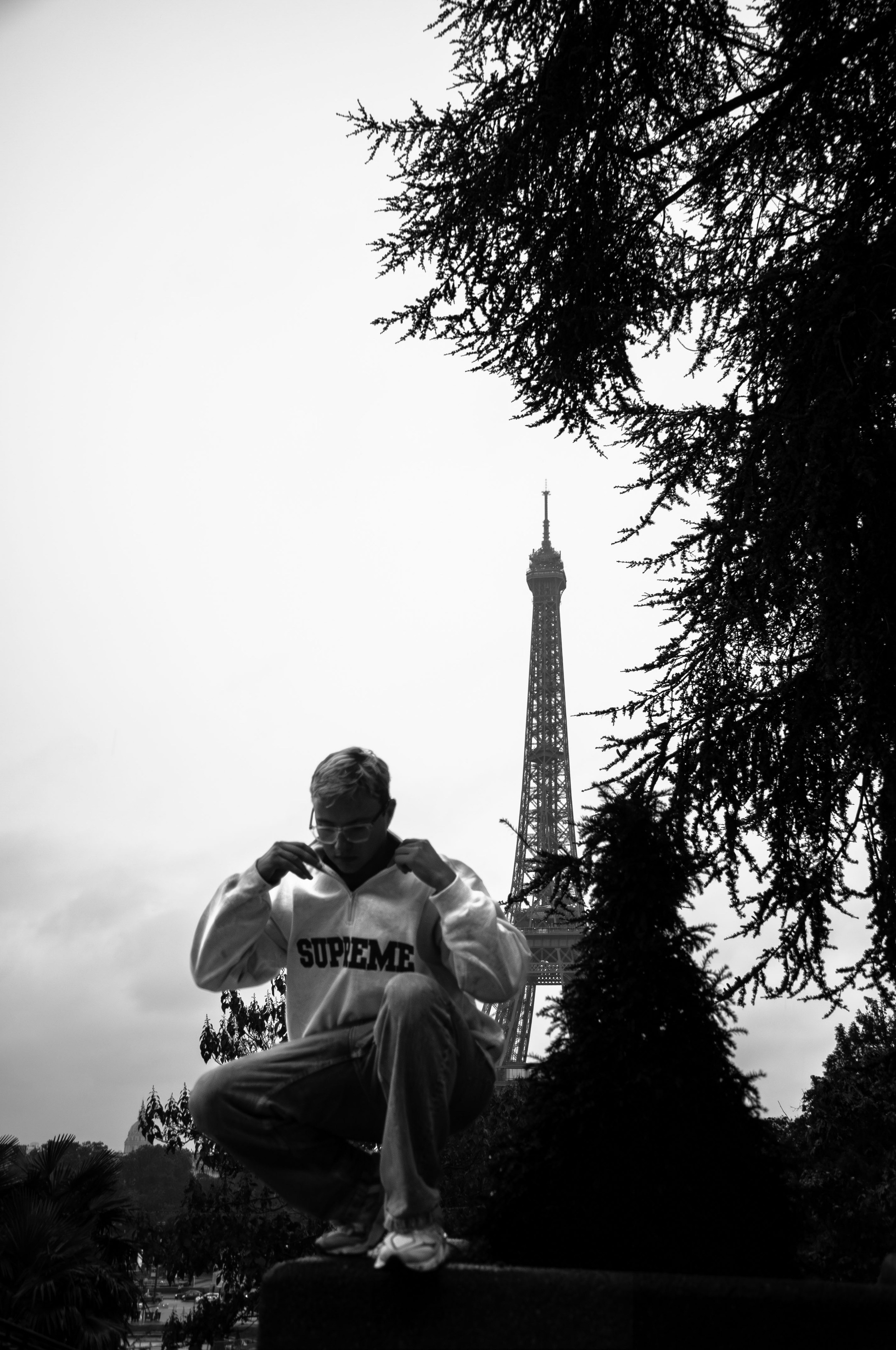 Мужская фотосессия в урбанистичном Париже. Фотограф в Париже Полина Осипова