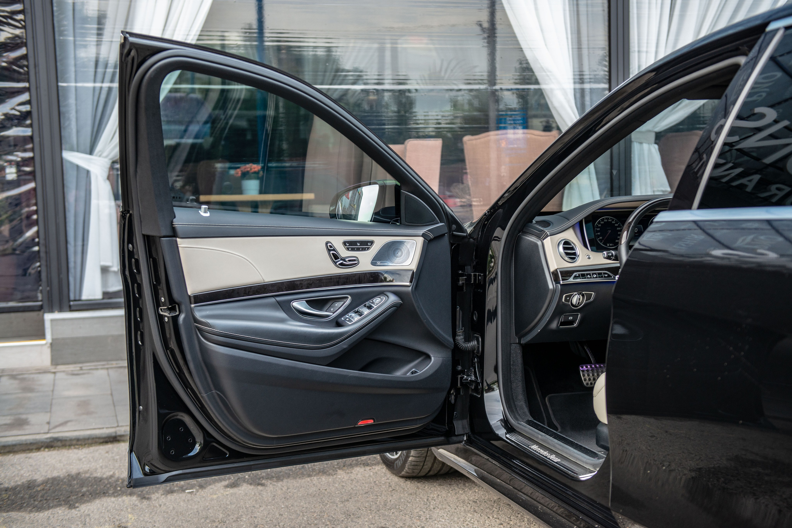 Фотосъемка Mercedes Benz S500 для продажи. ФОТОГРАФ МЕКСИКА КИНТАНА-РОО