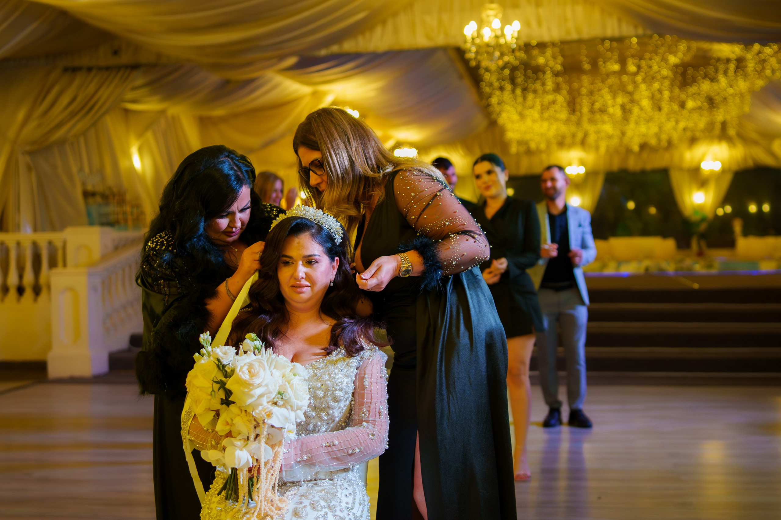 Emilia & Bogdan. B|P Weddings - Fotograf & Videograf - București||0730017811