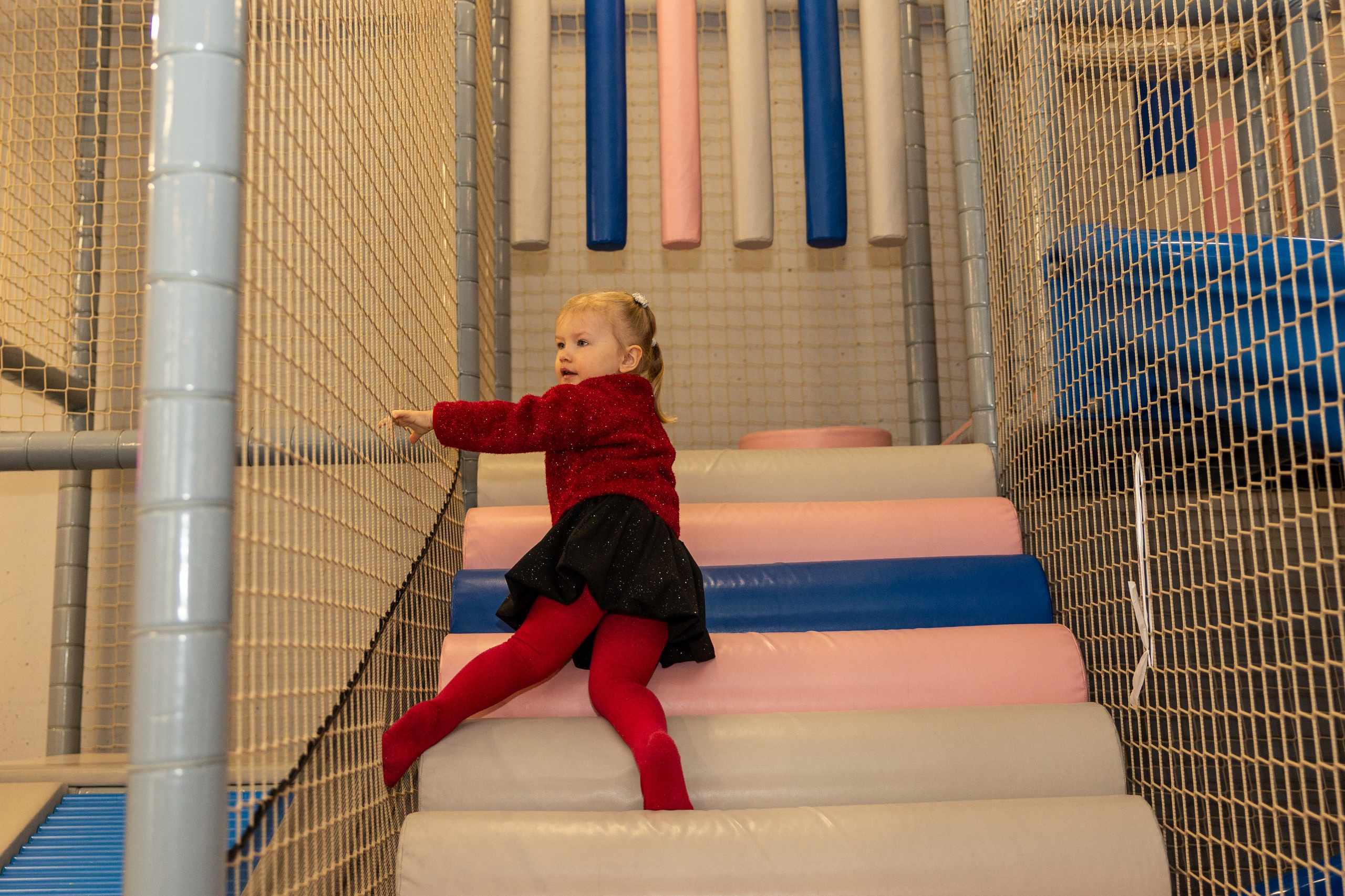 День рождения Артёма 24 января 2026 года. Семейный и детский фотограф в Варшаве Мила Бобровская