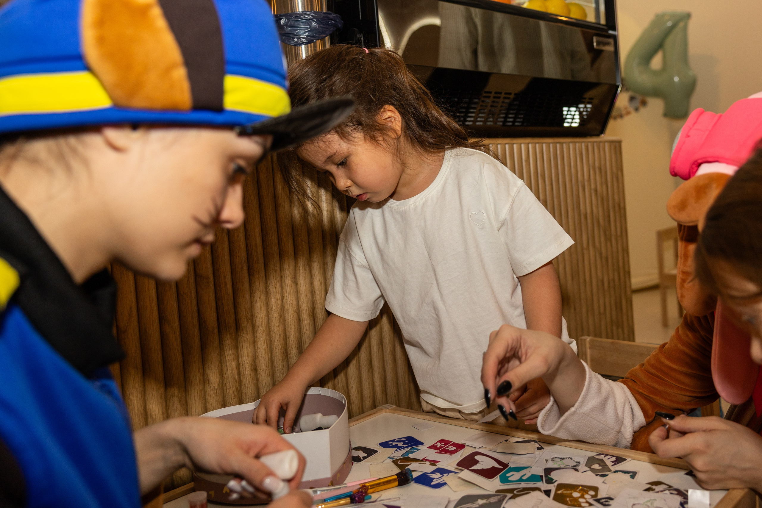 День рождения Артёма 24 января 2026 года. Семейный и детский фотограф в Варшаве Мила Бобровская