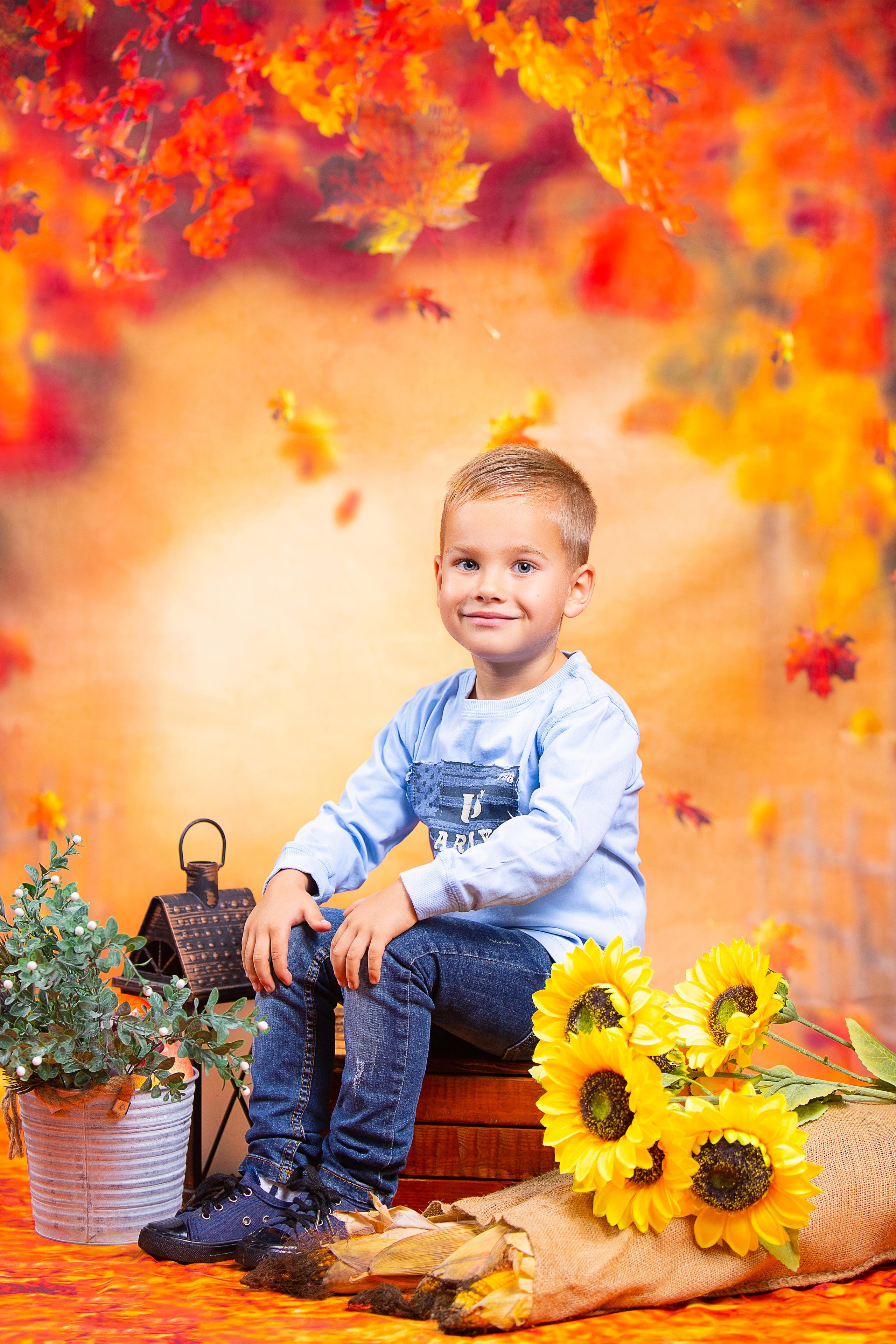 „Un moment durează o secundă, dar amintirea rămâne veșnic.”. Albume de absolvire: gradinita, gimnaziu, liceu. Venete in Moldova