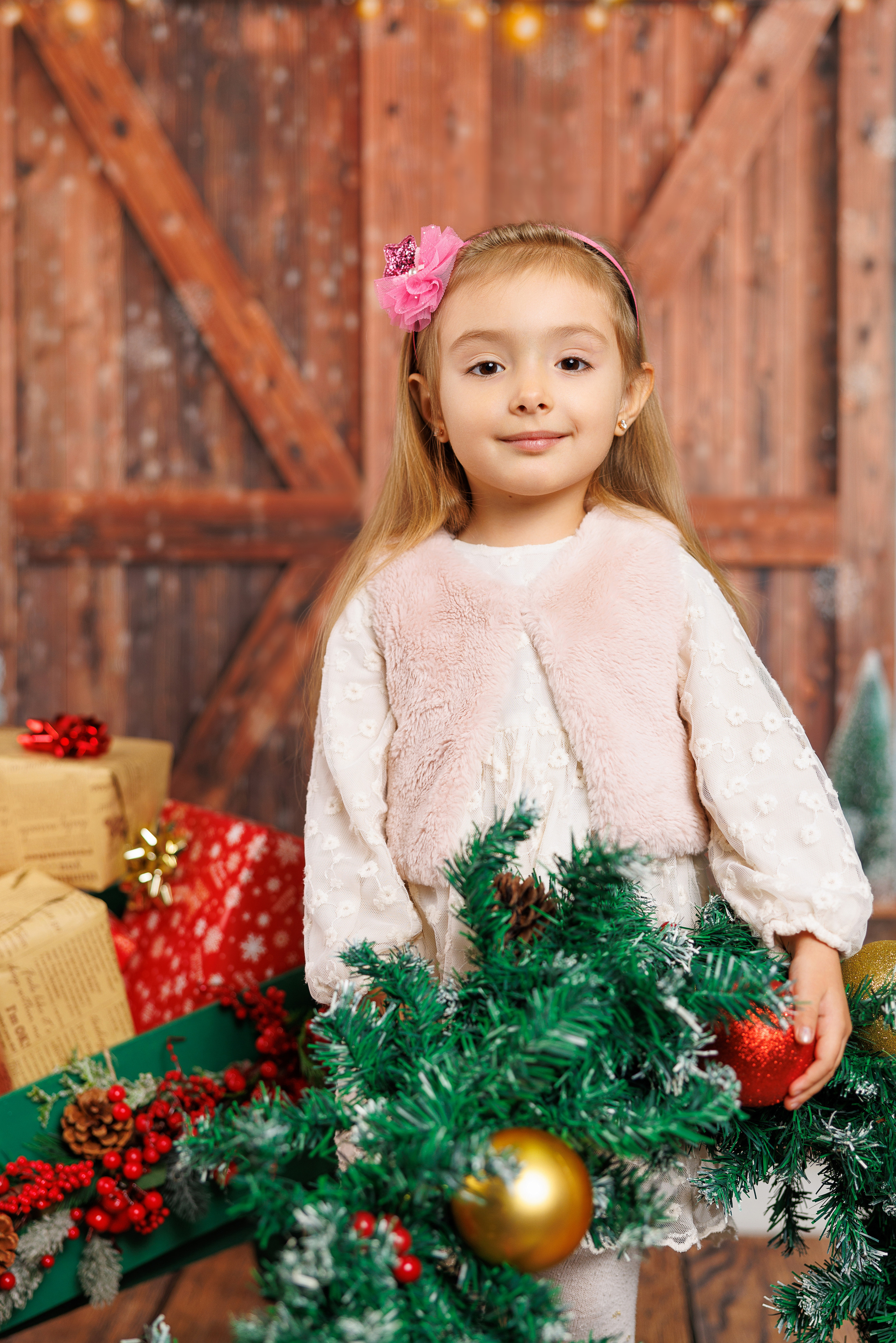 „Un moment durează o secundă, dar amintirea rămâne veșnic.”. Albume de absolvire: gradinita, gimnaziu, liceu. Venete in Moldova