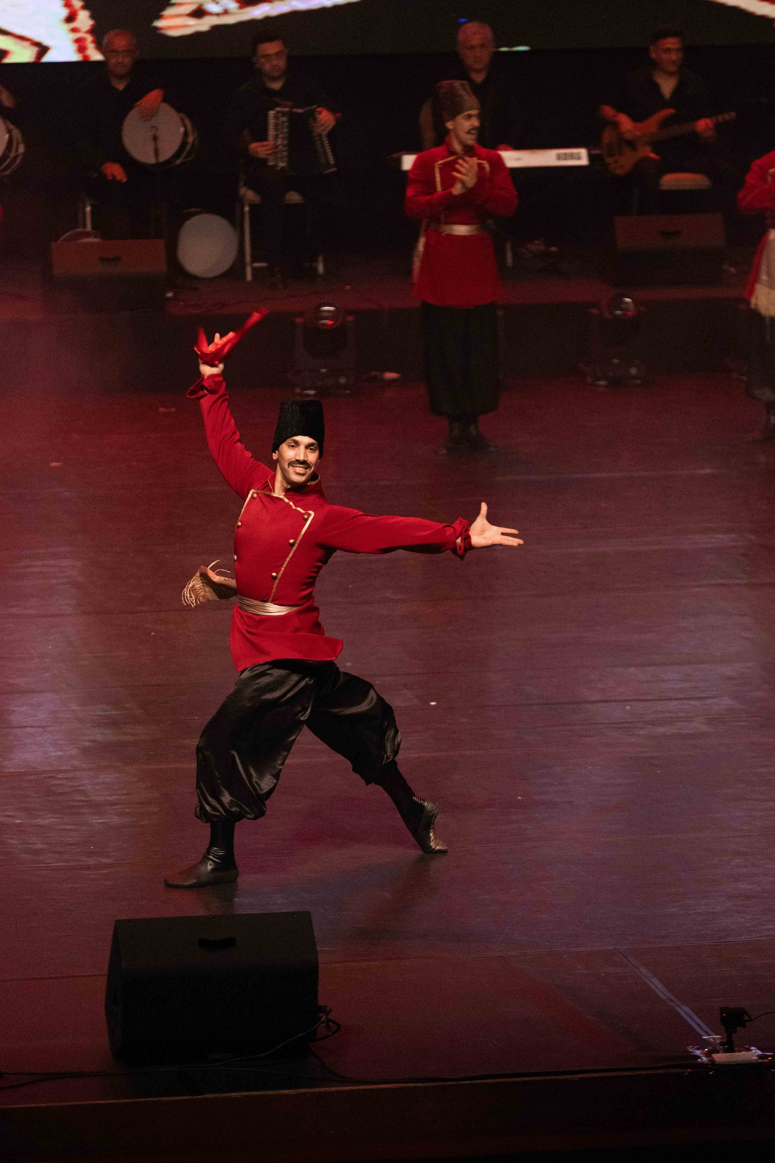 STATE DANCE ENSEMBLE. Wedding&Event photographer Ismail Rzayev in Baku