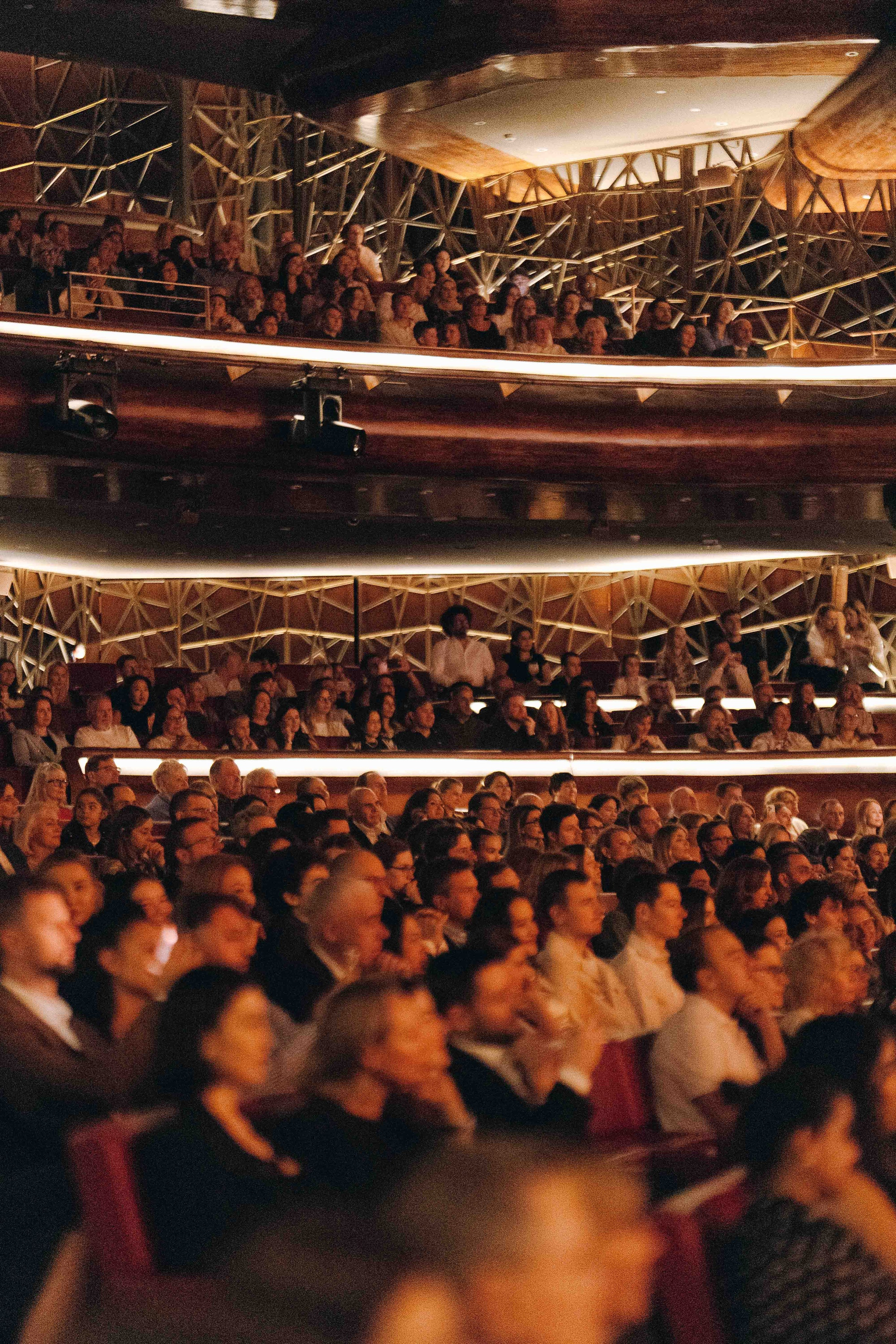 DUBAI OPERA. Wedding&Event photographer Ismail Rzayev in Baku