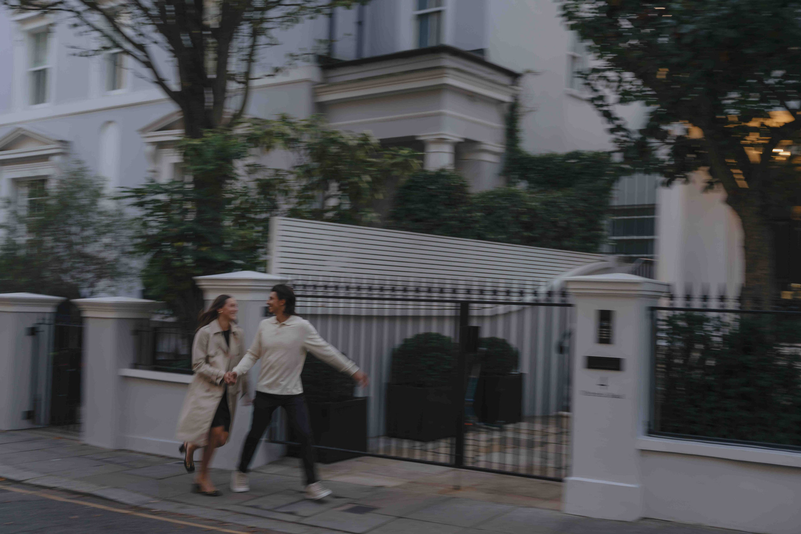 Sunset Proposal in Kensington Gardens London | Engagement Photography. London Wedding & Engagement Photographer