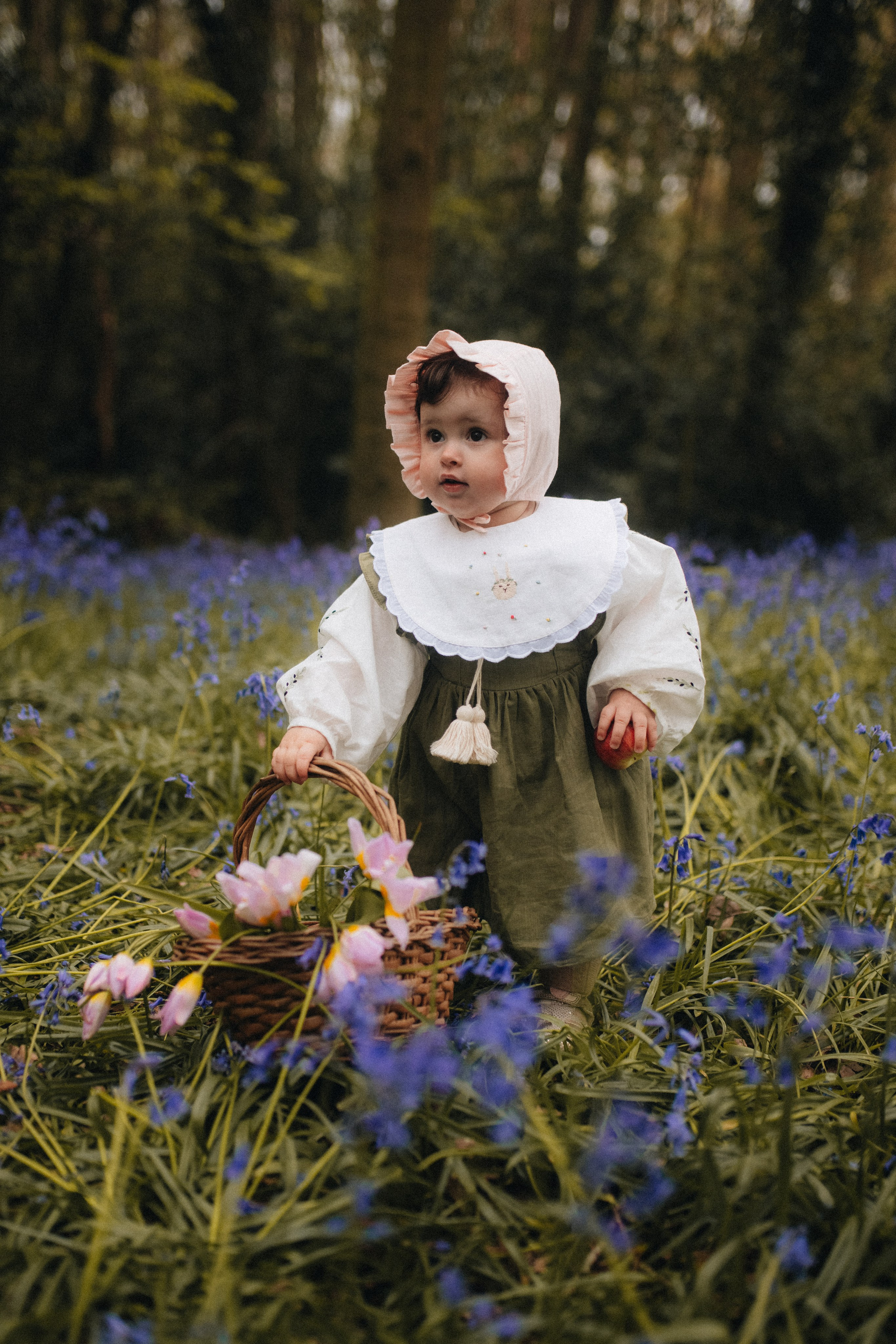Bluebell family session. Tania Gandrabur, photographer in West Midlands, England