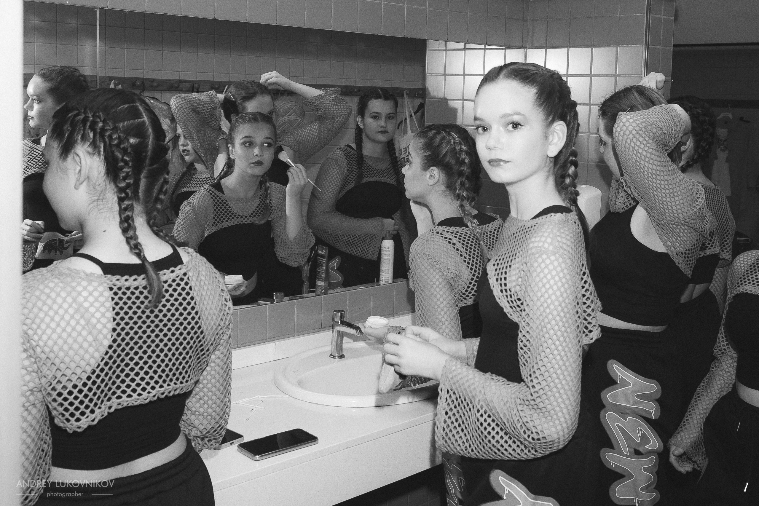 Entre bastidores del concierto final de Like Dance: momentos brillantes tras las cámaras