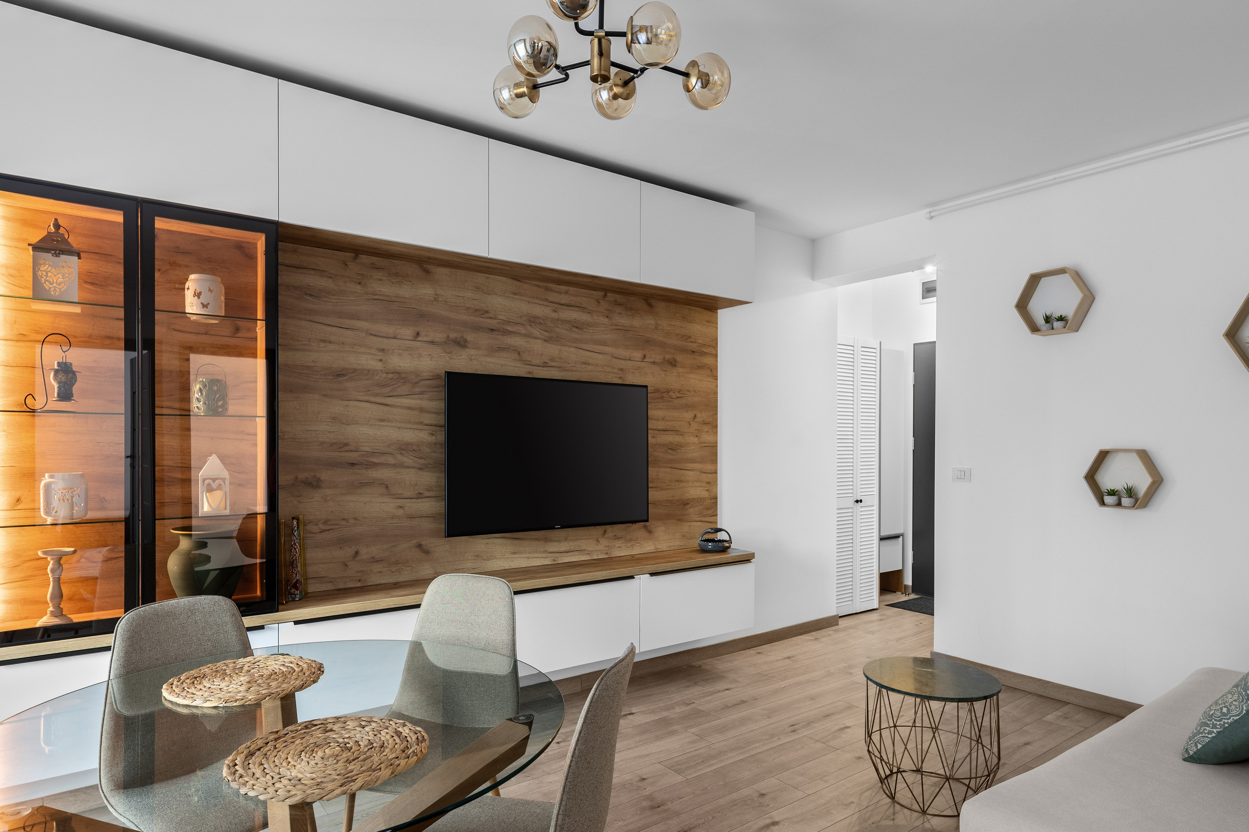 INTERIOR - REALESTATE. Samuel Ciobanu