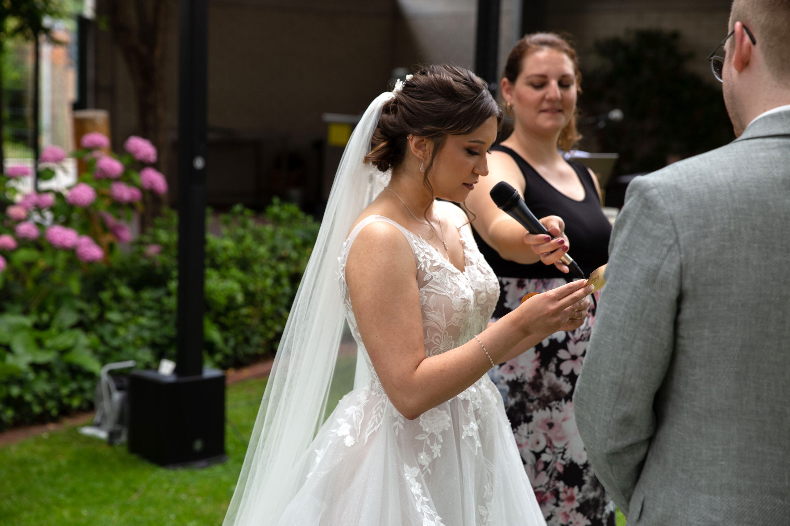 Valeria & Fabian/Freie Trauung. Fotografin und Videografin im Raum Osnabrück und Emsland Alla