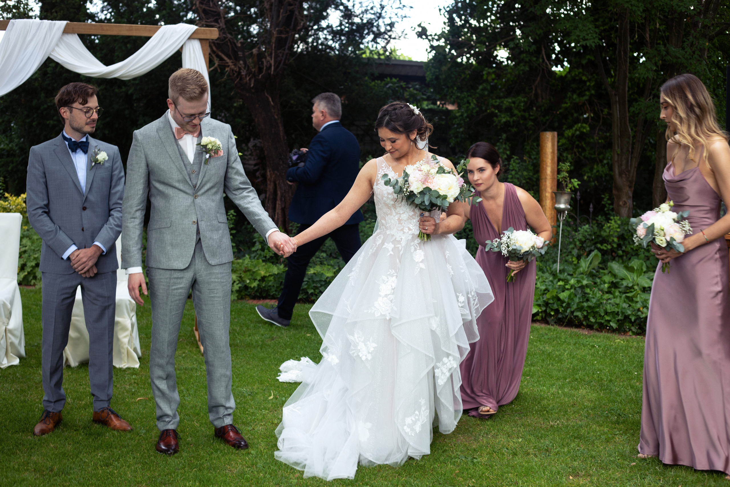 Valeria & Fabian/Freie Trauung. Fotografin und Videografin im Raum Osnabrück und Emsland Alla