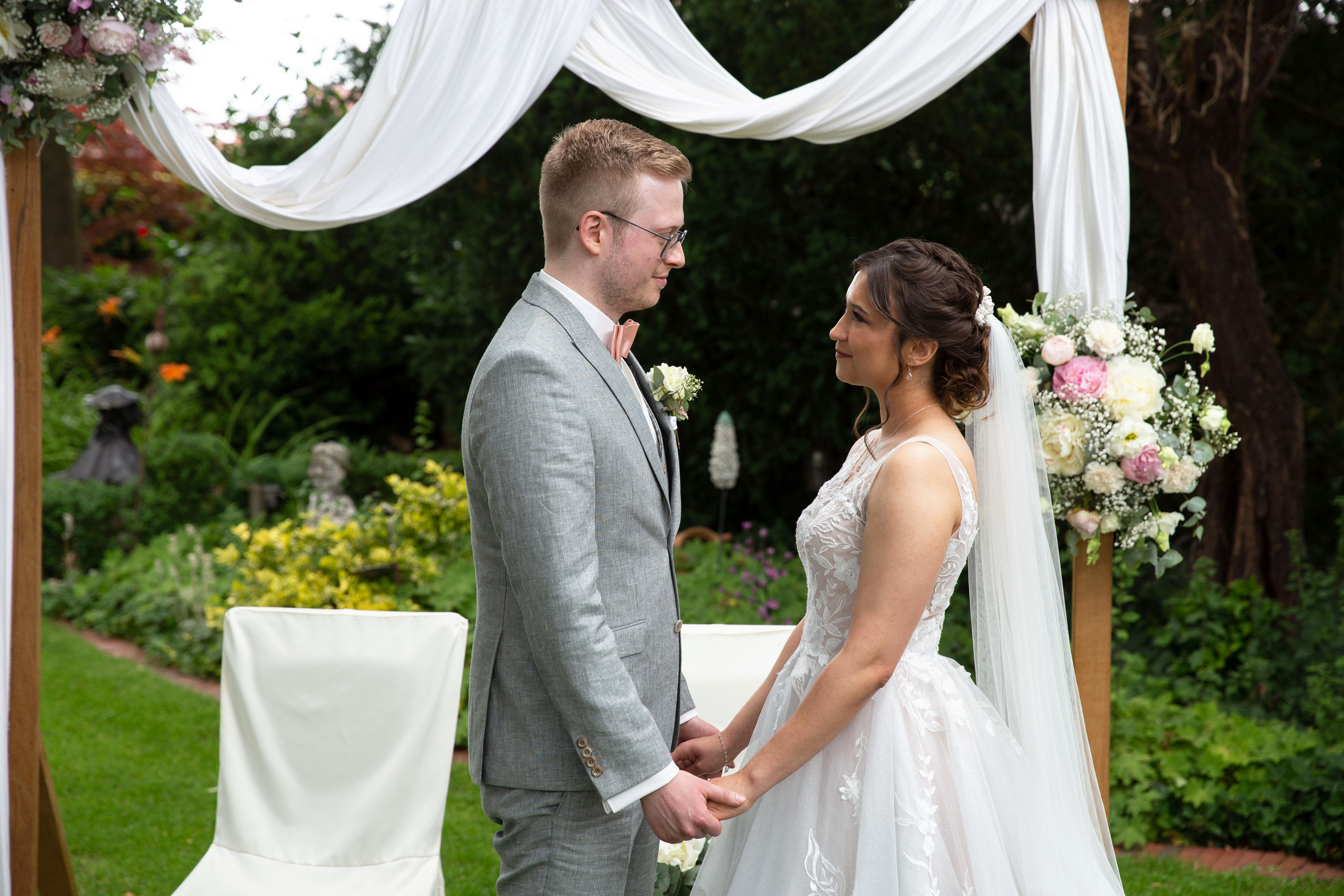 Valeria & Fabian/Freie Trauung. Fotografin und Videografin im Raum Osnabrück und Emsland Alla