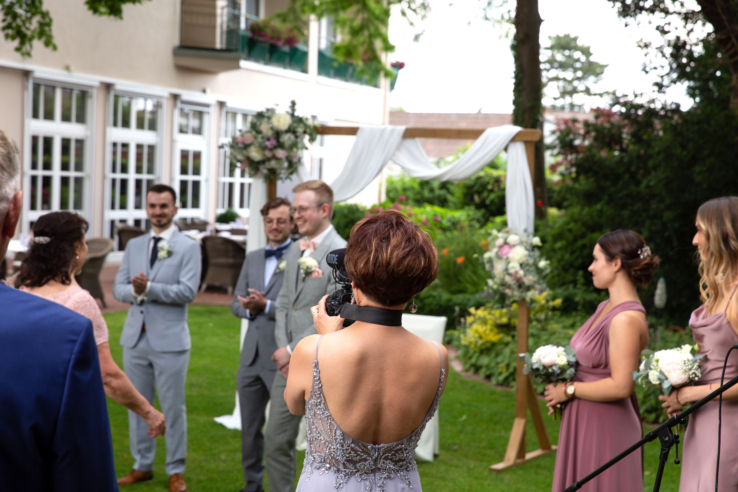 Valeria & Fabian/Freie Trauung. Fotografin und Videografin im Raum Osnabrück und Emsland Alla