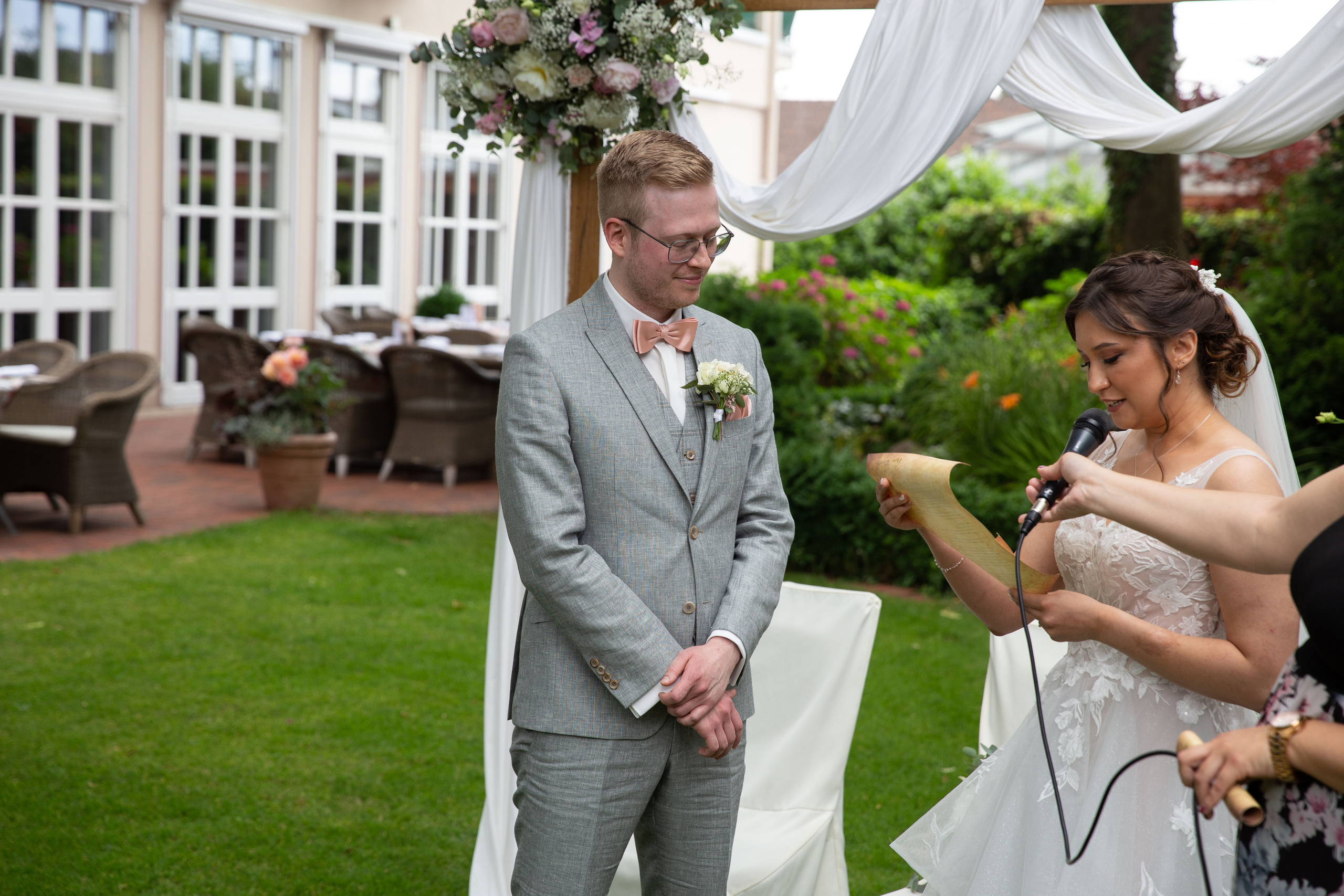 Valeria & Fabian/Freie Trauung. Fotografin und Videografin im Raum Osnabrück und Emsland Alla