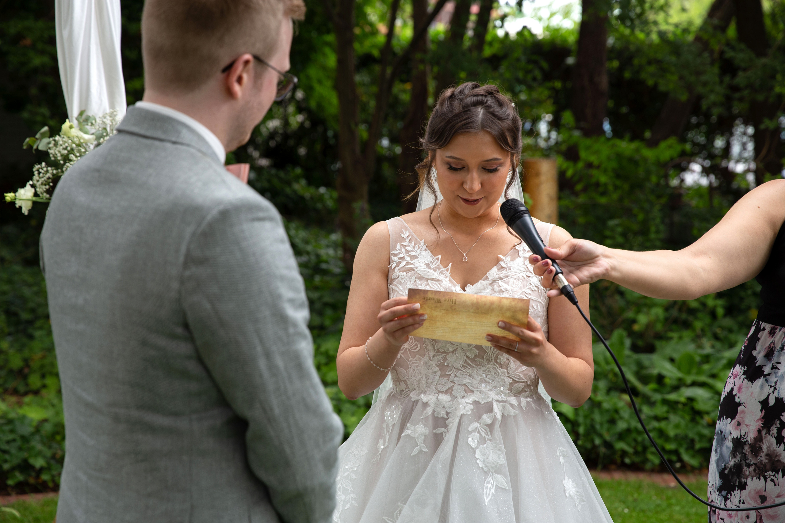 Valeria & Fabian/Freie Trauung. Fotografin und Videografin im Raum Osnabrück und Emsland Alla