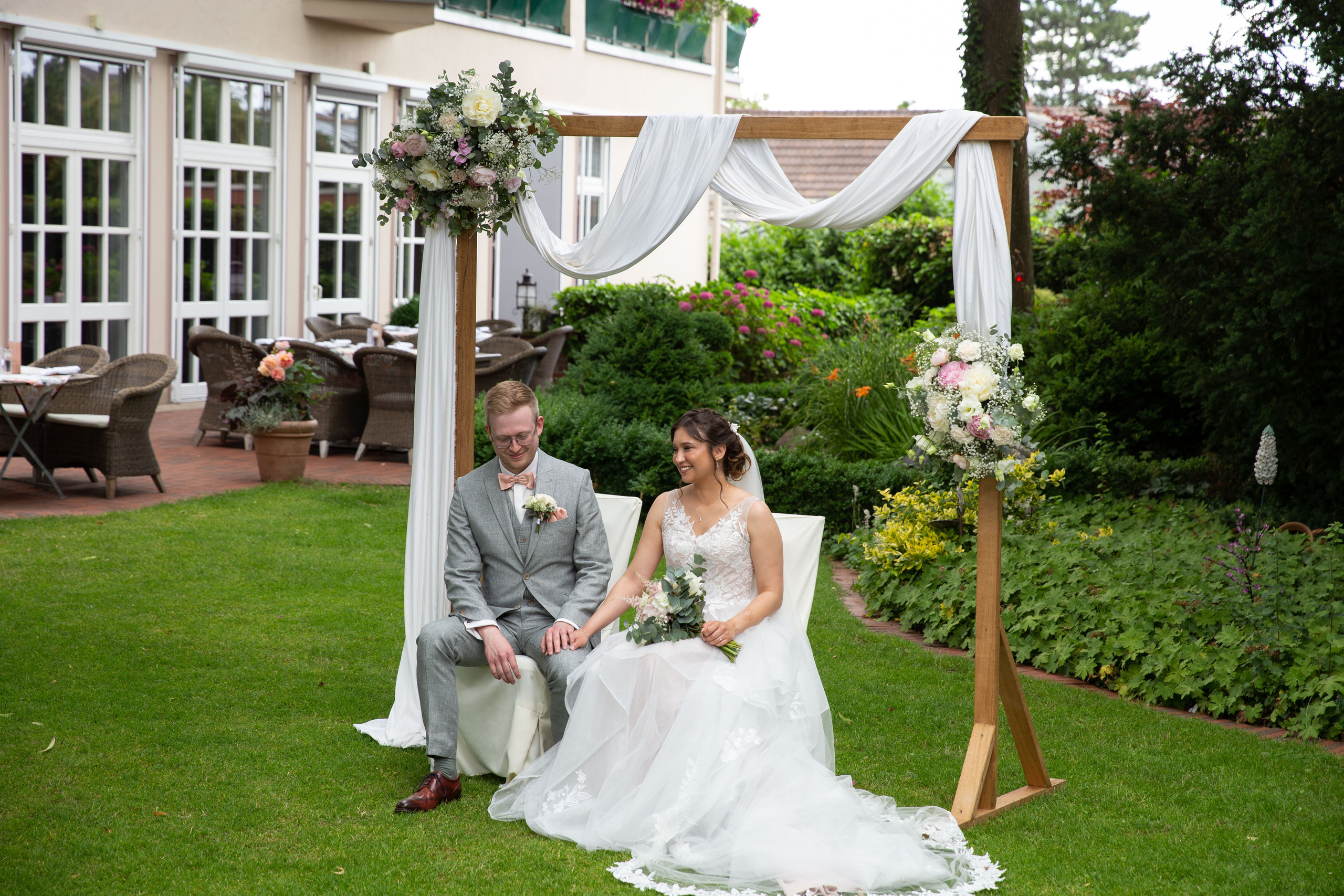 Valeria & Fabian/Freie Trauung. Fotografin und Videografin im Raum Osnabrück und Emsland Alla