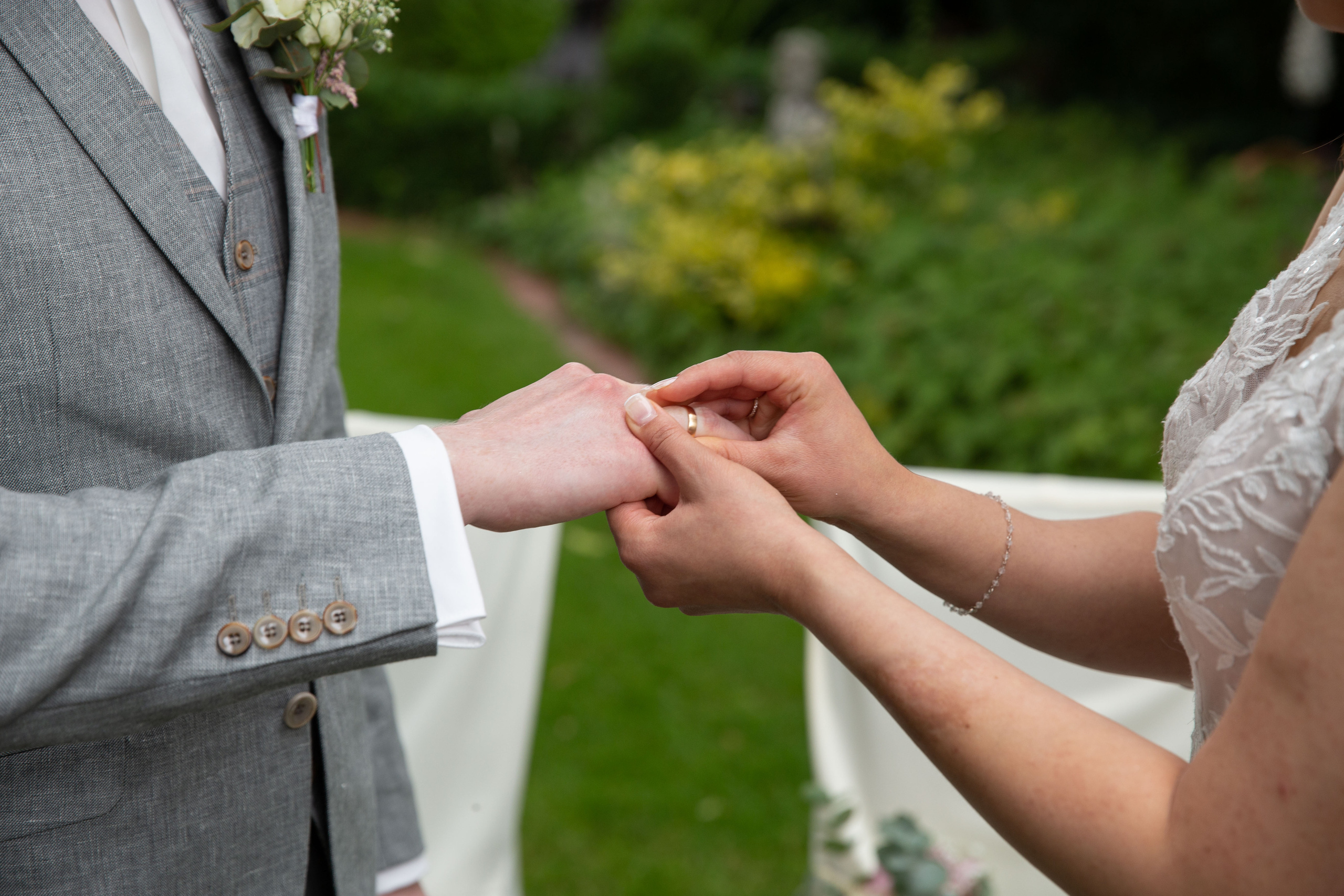 Valeria & Fabian/Freie Trauung. Fotografin und Videografin im Raum Osnabrück und Emsland Alla
