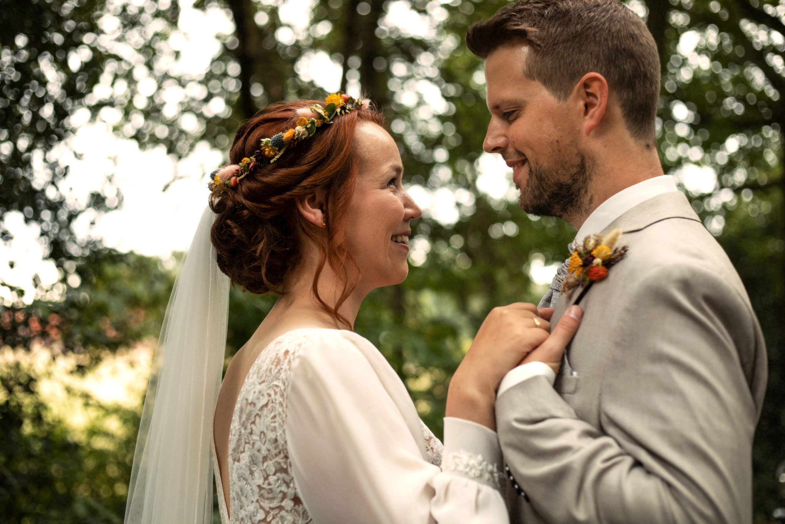 Emotionale Hochzeitsvideos aus Osnabrück: Hochwertige Kurzfilme mit besonderer Atmosphäre und natürlichem Sound.