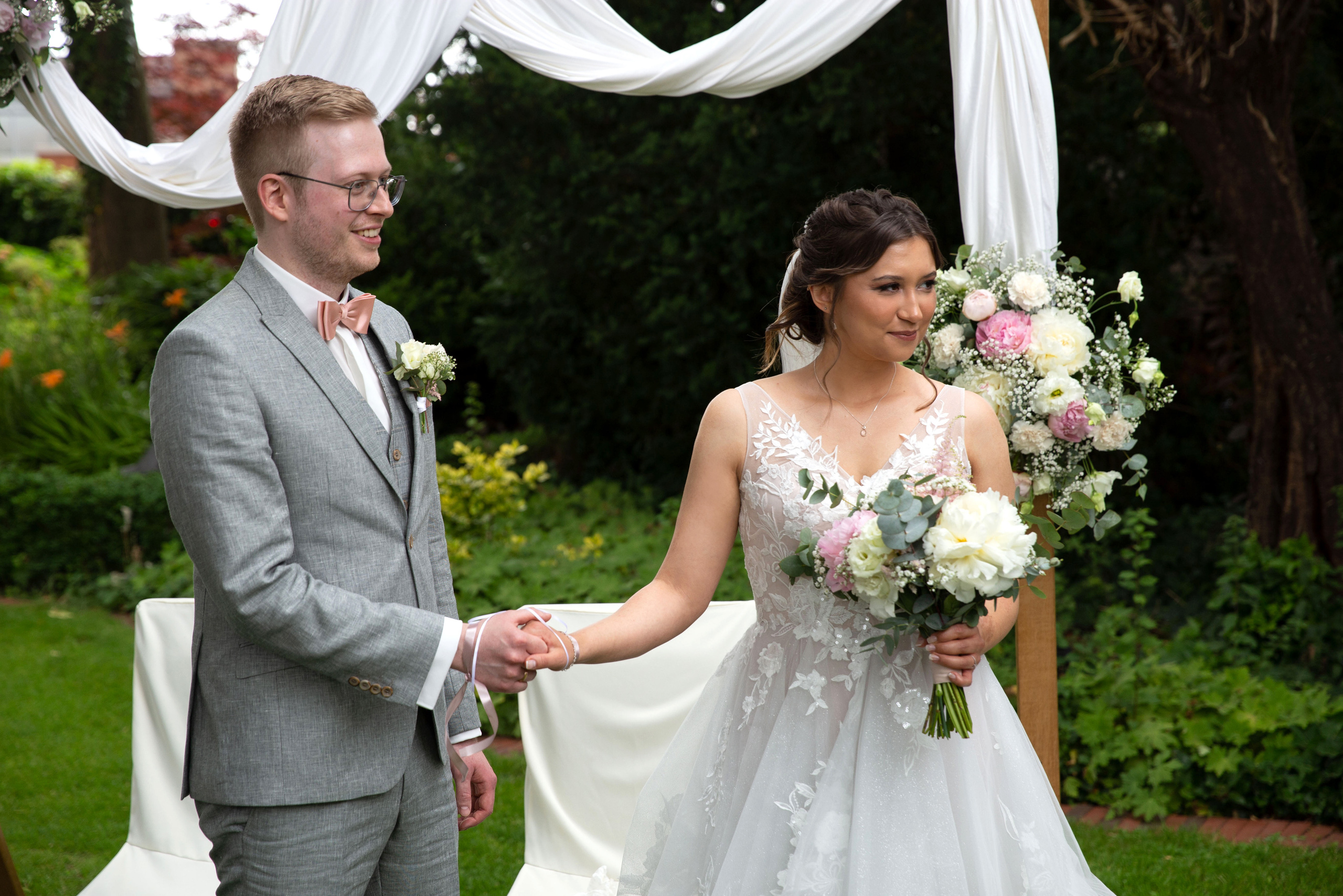 Valeria & Fabian/Freie Trauung. Fotografin und Videografin im Raum Osnabrück und Emsland Alla