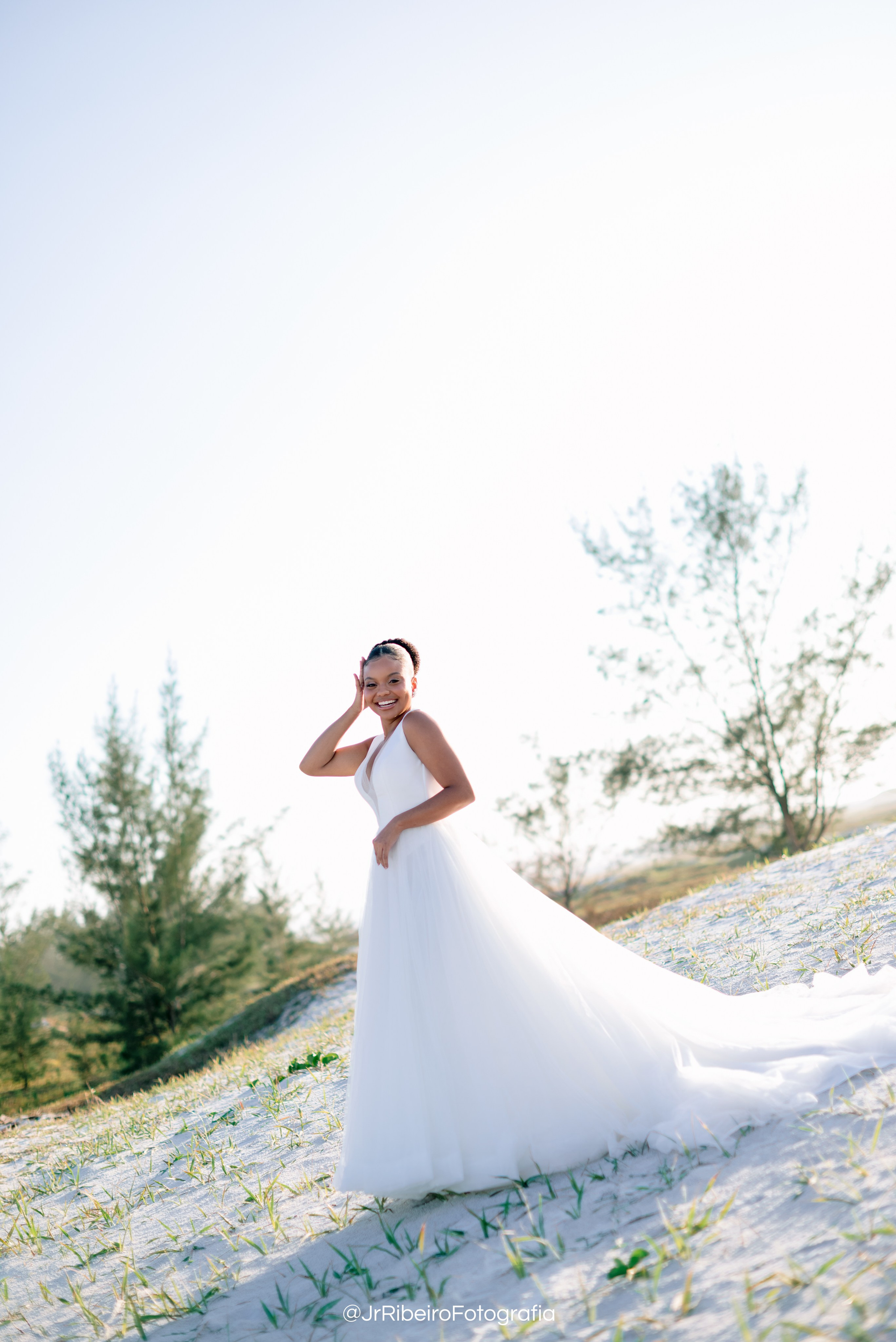 Véu & Mar | Editorial. Junior Ribeiro Fotografia