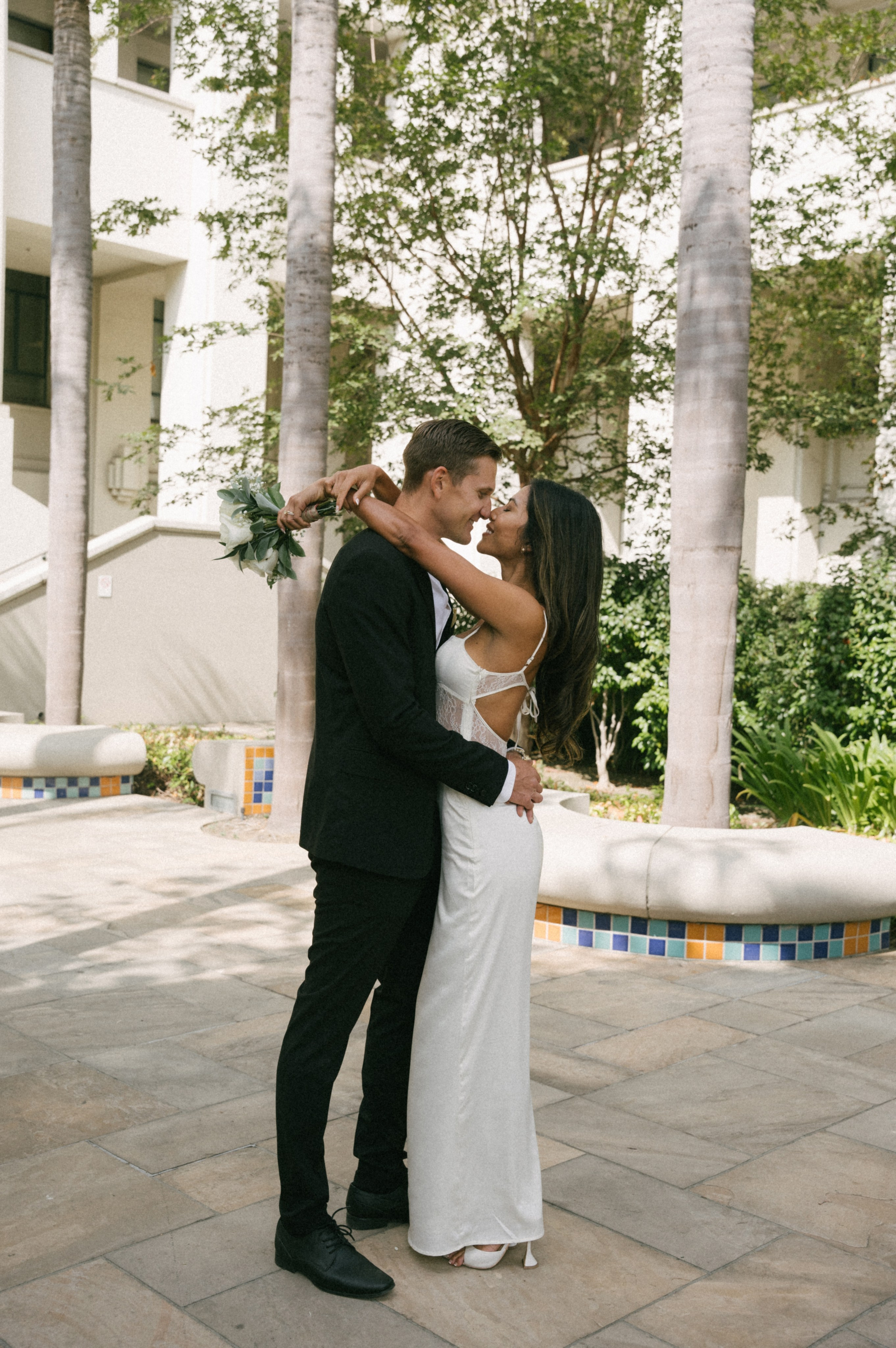 Jamie & Gareth. Beverly Hill Courthouse Wedding. Santa Monica based photographer Kristina Vasilenko