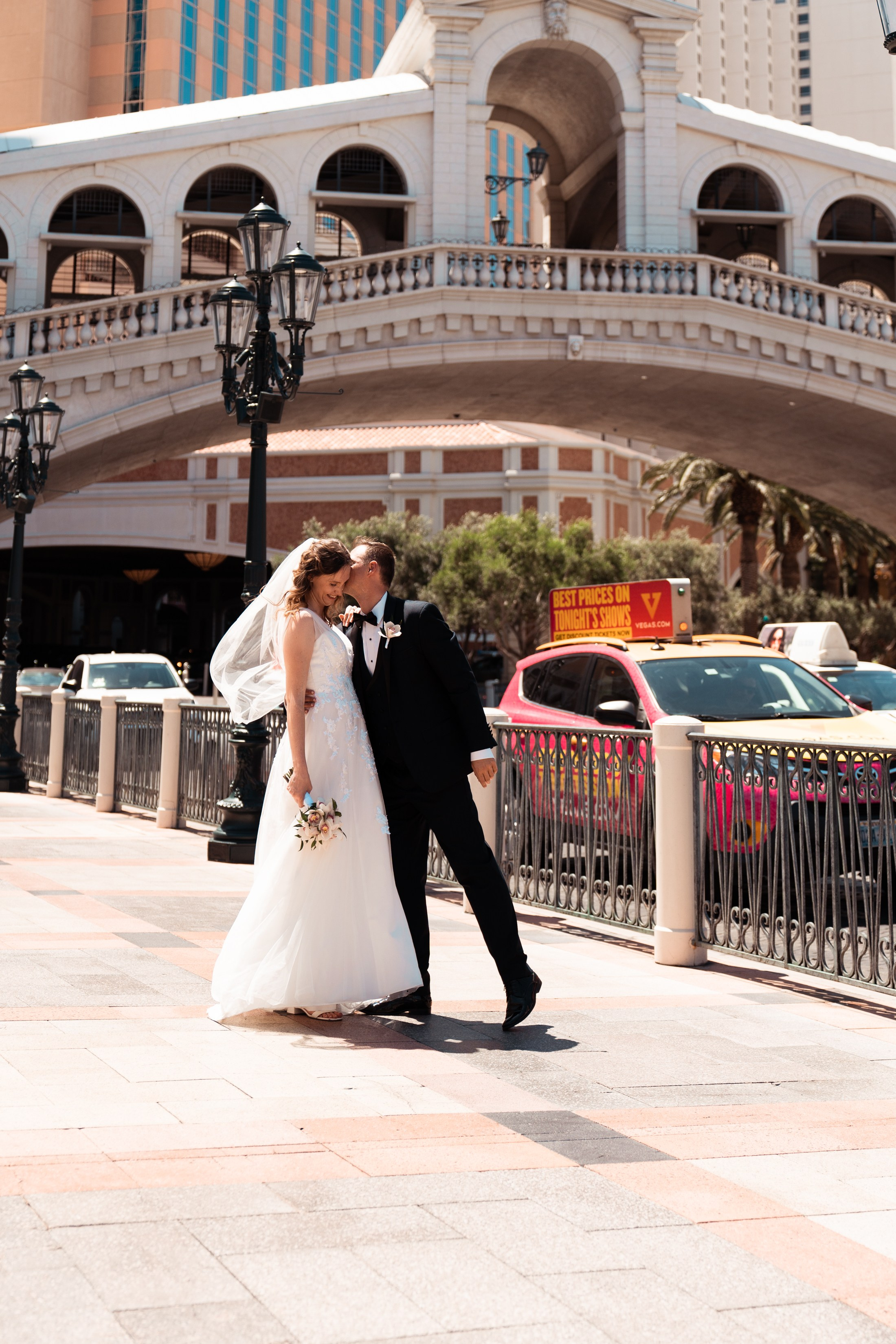 Anastasia&Luka. Wedding & elopement photographer Viktoriya Kravtsov. Las Vegas