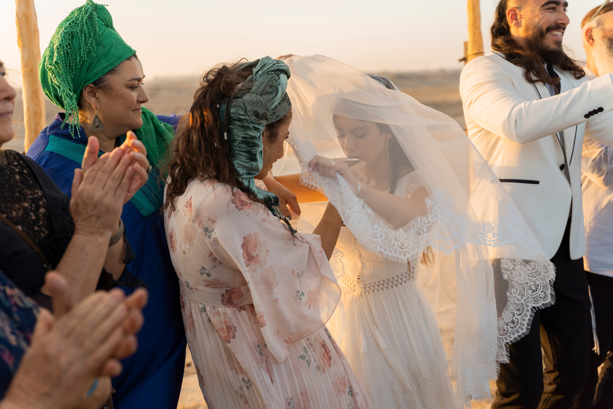 אביה ואחיה. יוסף מזרחי צילום חתונה, ברית וזוגיות. צלם מקצועי שאוהב להוציא אתכם הכי יפים ברגעים הכי מרגשים