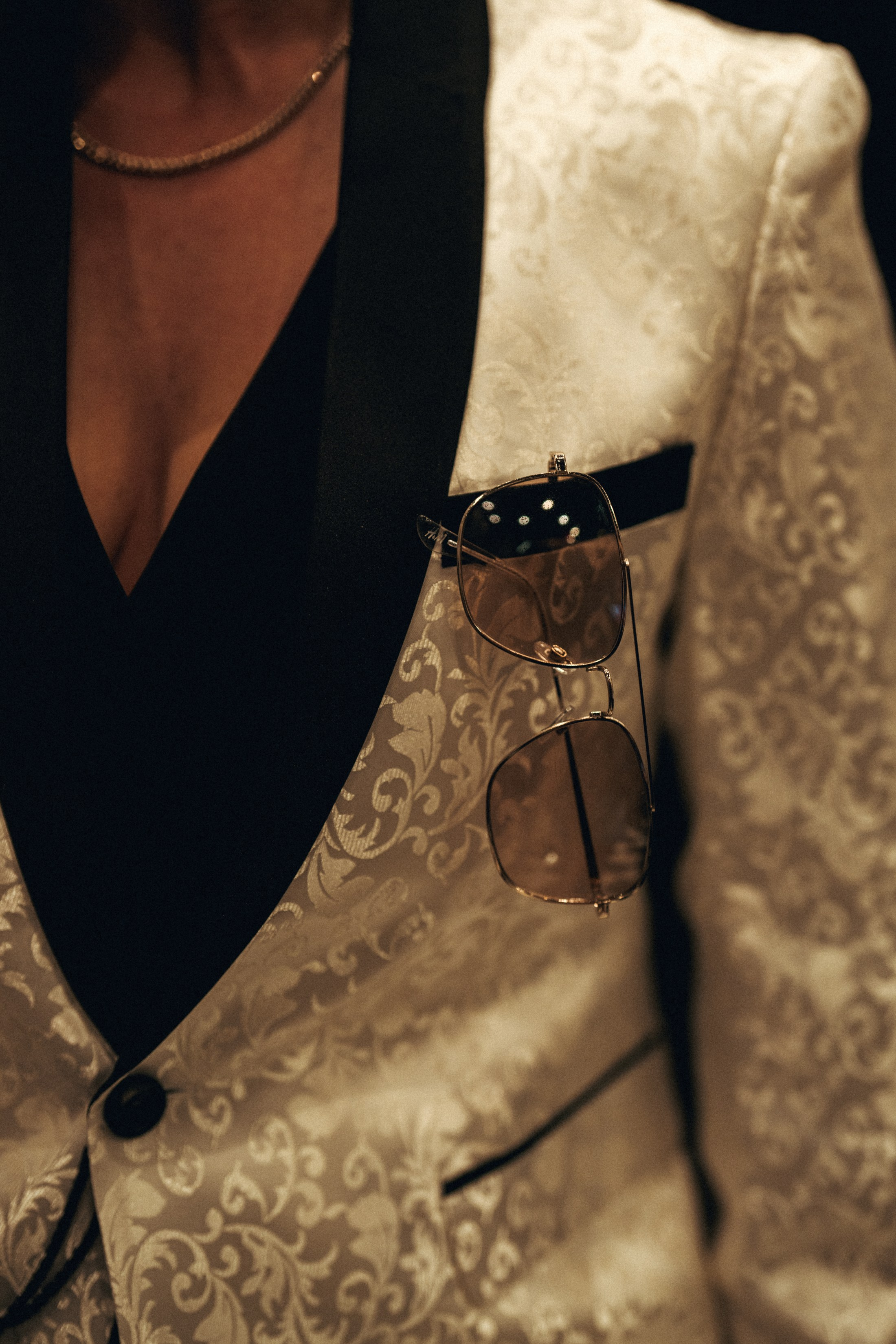 Christina’s bachelor party. Wedding & elopement photographer Viktoriya Kravtsov. Las Vegas