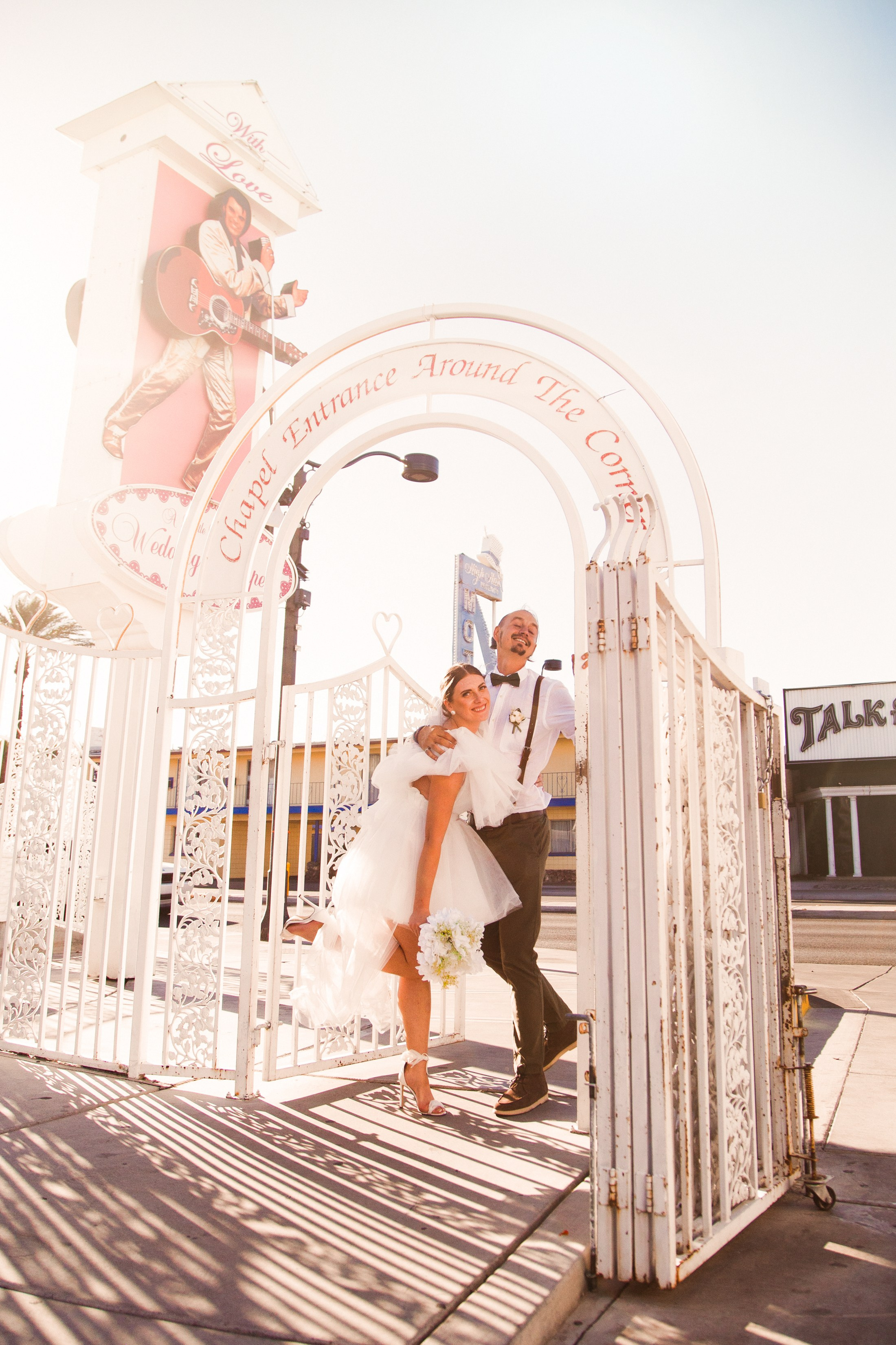 I&V. Wedding & elopement photographer Viktoriya Kravtsov. Las Vegas