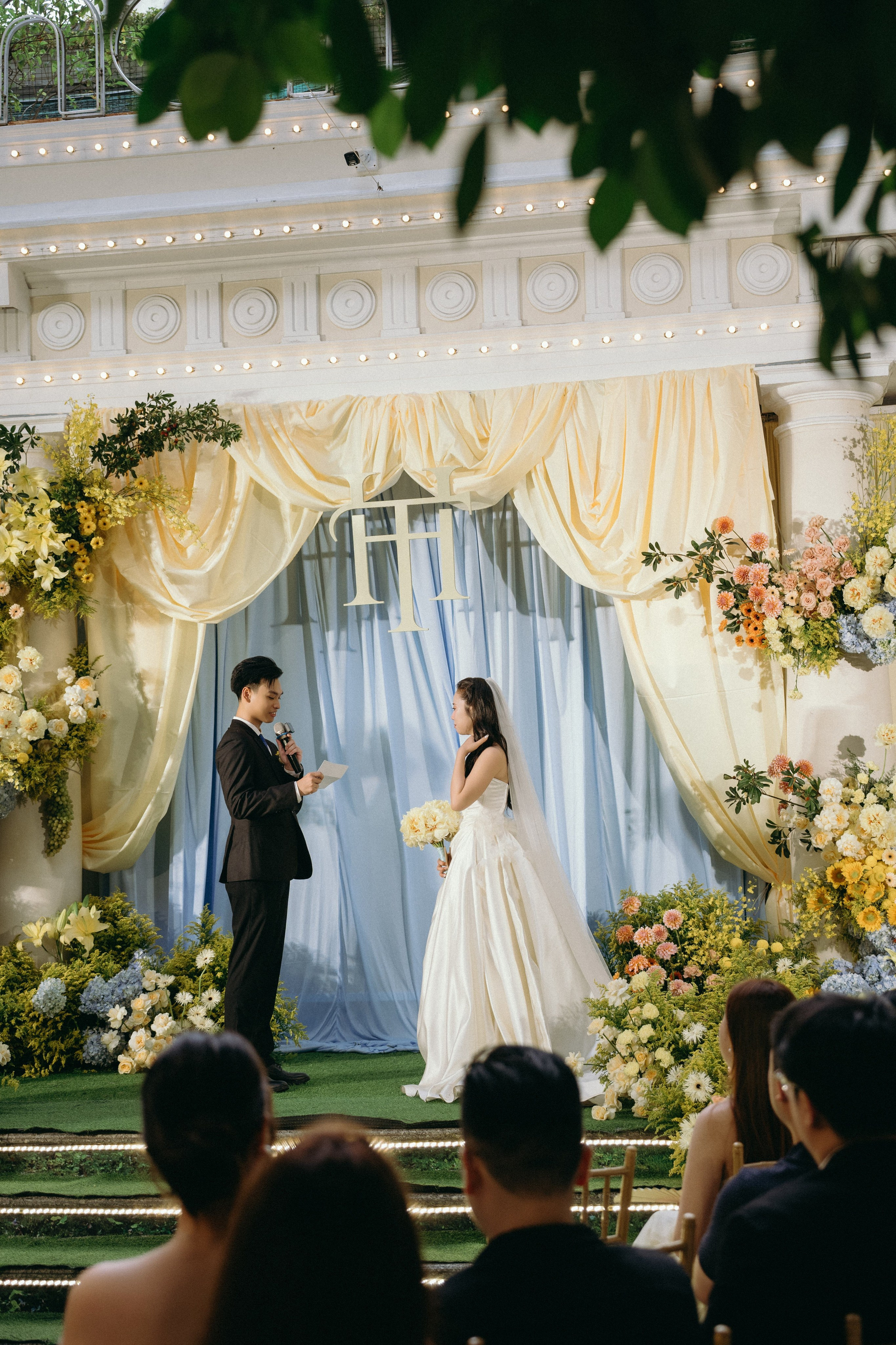 Hoang + Thuy | Photojournalism. BenColor Studio