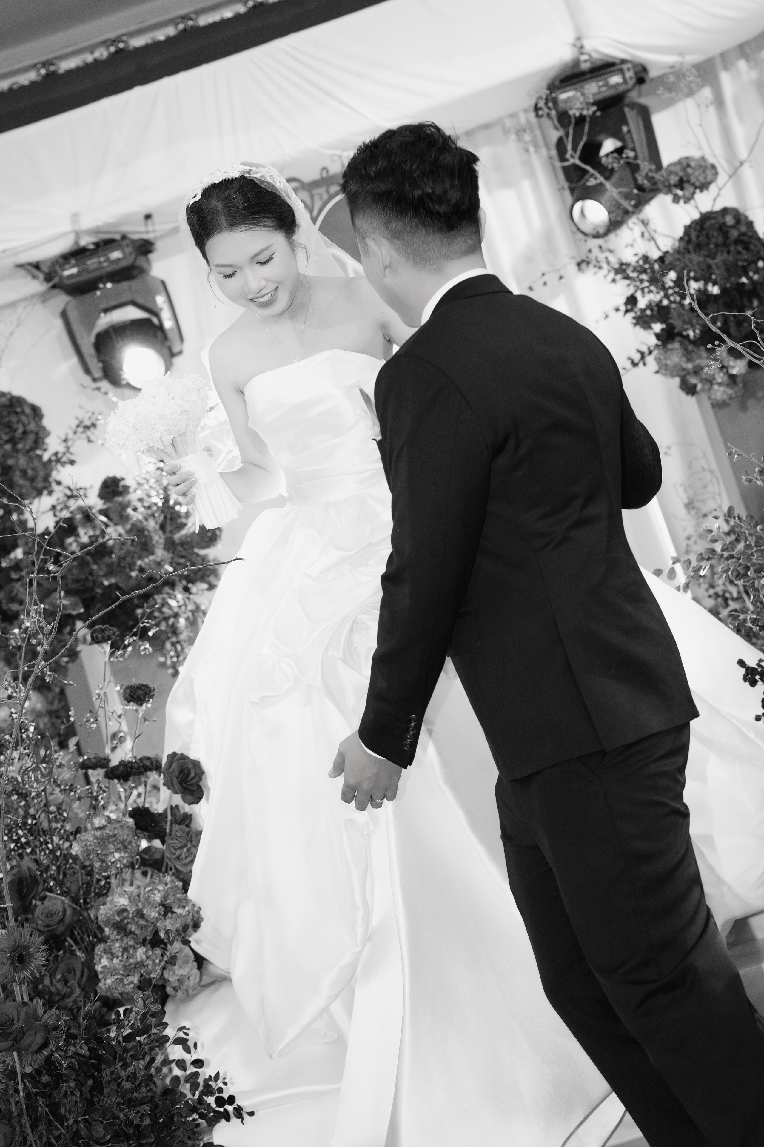 Khanh + Nguyen | Photojournalism. BenColor Studio