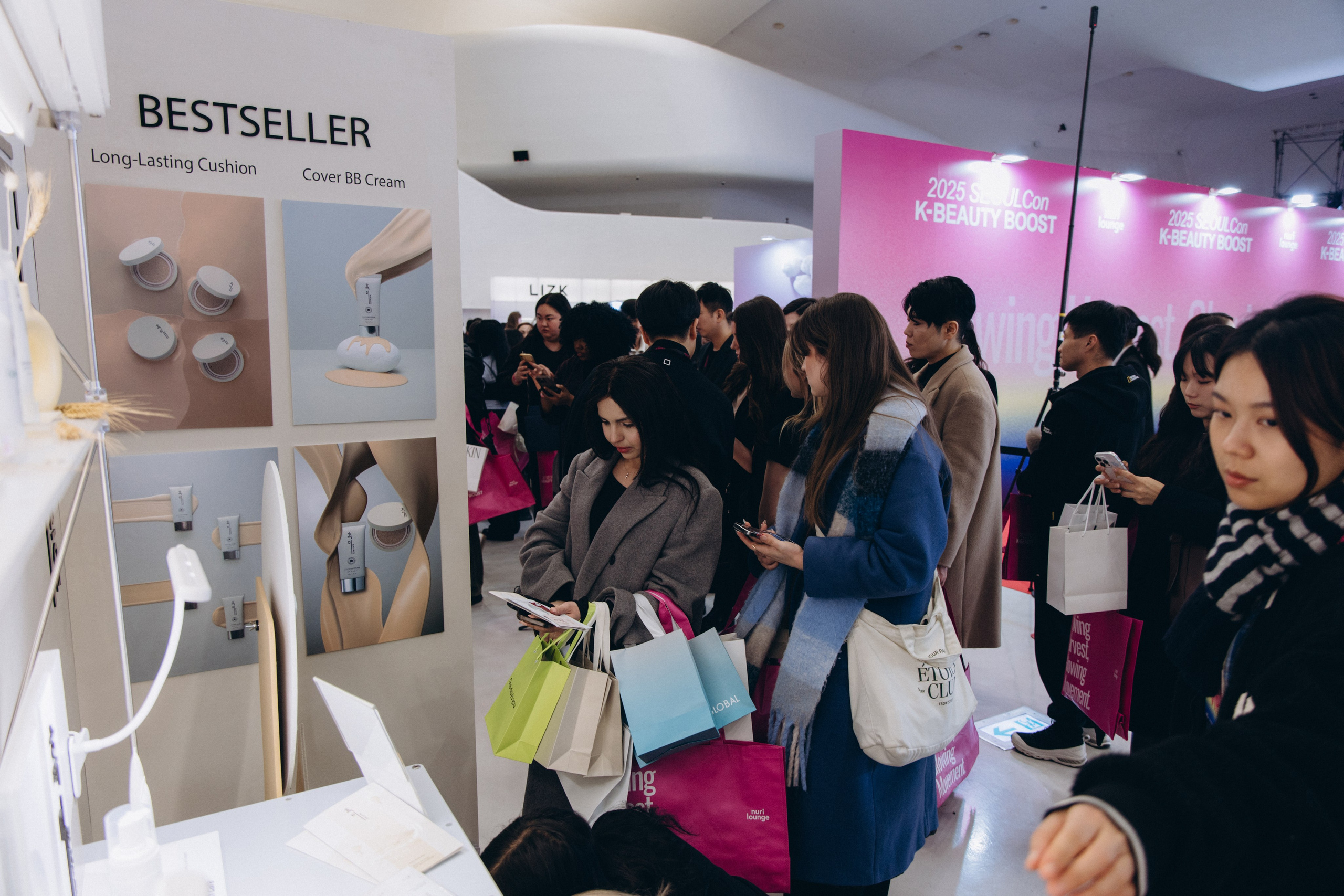 Seoul beauty expo 2025 (Black Rice). Portrait photographer in South Korea Olga Lian