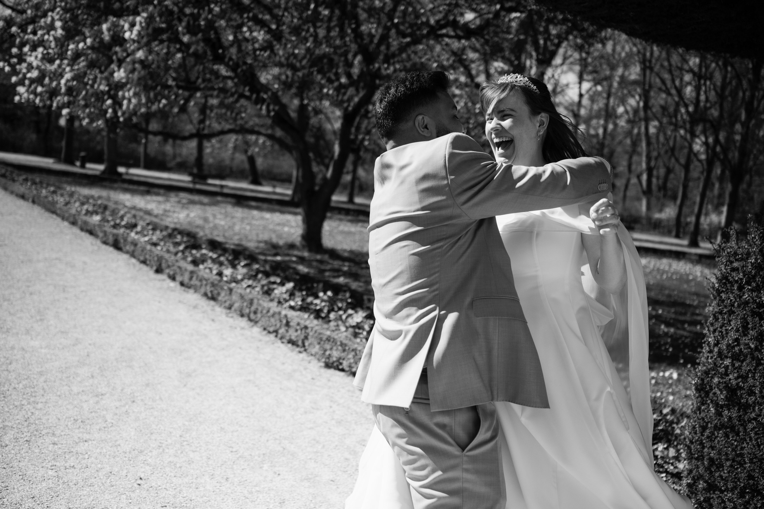 Hochzeitsfotograf Würzburg – Standesamt & Alte Mainbrücke Hochzeit. Hochzeitsfotografin Würzburg & Unterfranken | Anna Saribekyan