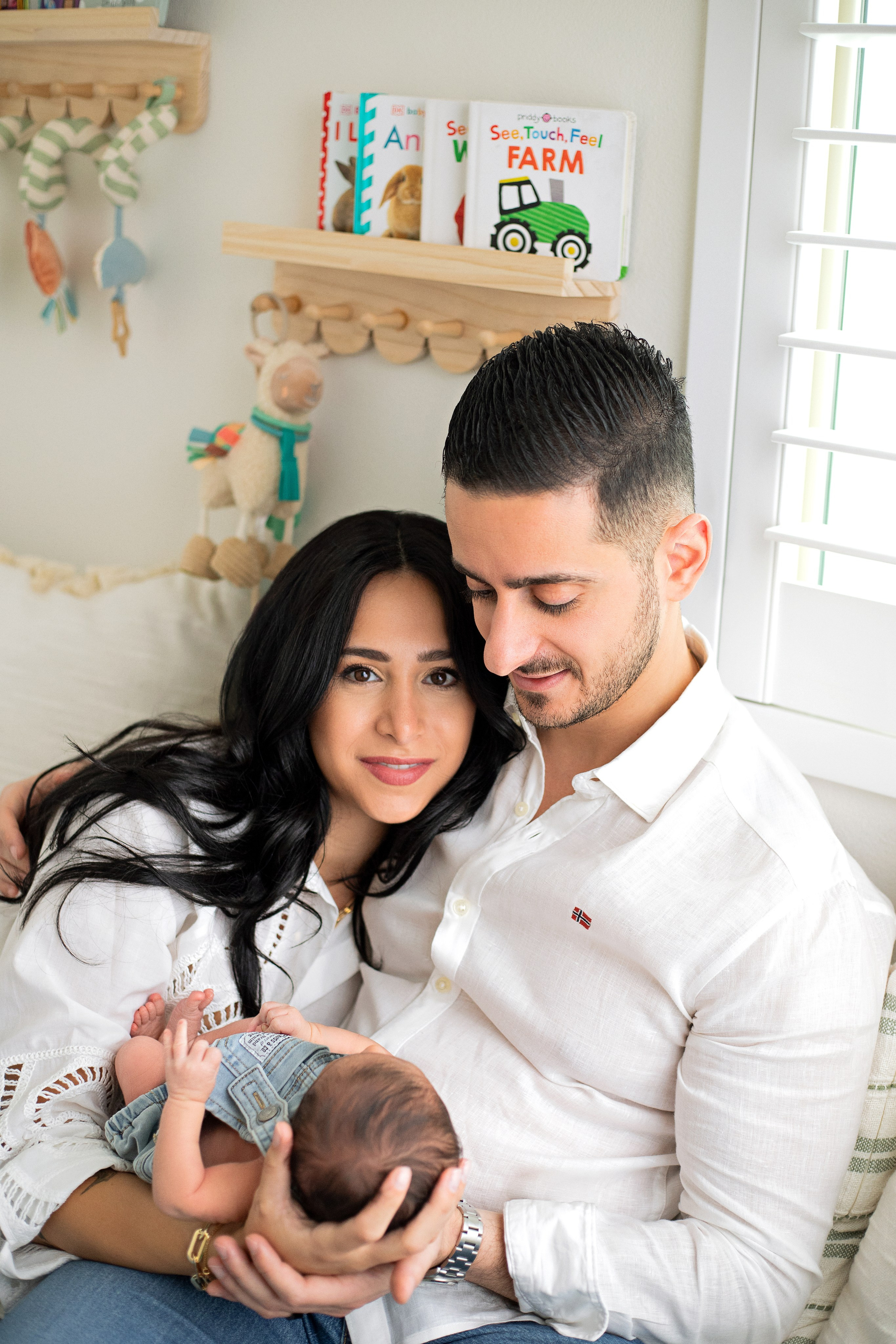 Newborn LifeStyle. Mary Newborn Photo