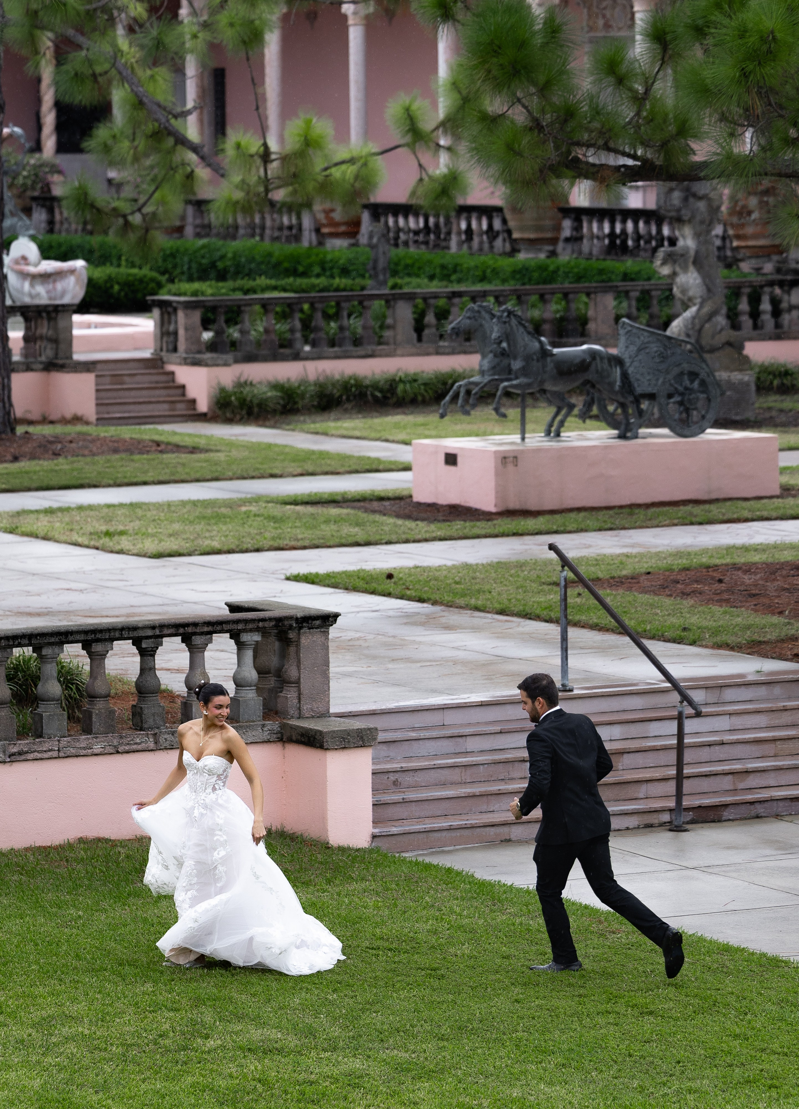 Intimate Elopement photoshoot. Ringling. Photographer Anastasia Nagibina