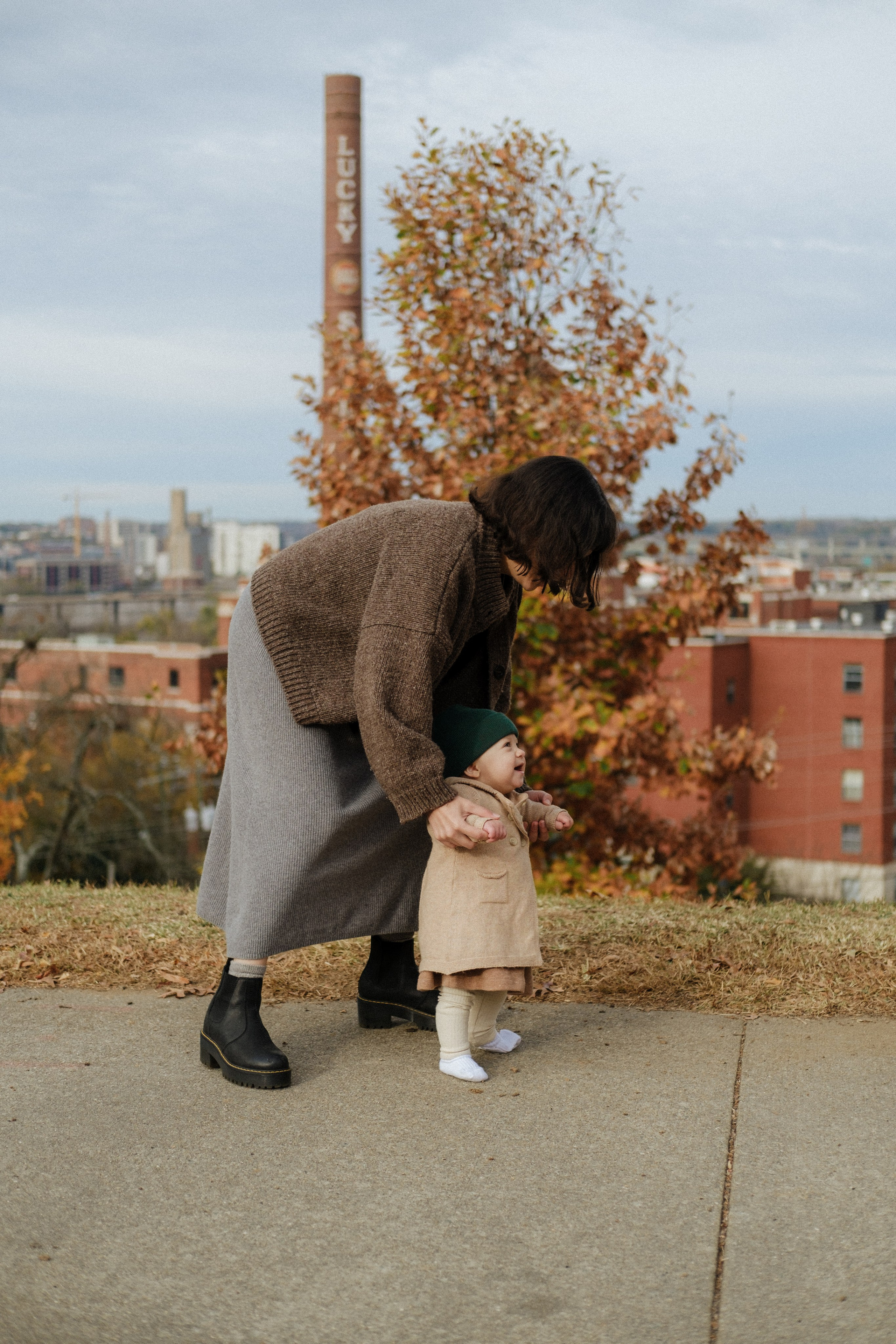 Top Fall Photo Locations in Richmond: Autumn Sessions at Libby Hill Park. Family Photographer Anna Dobrovolskaia | Richmond, VA