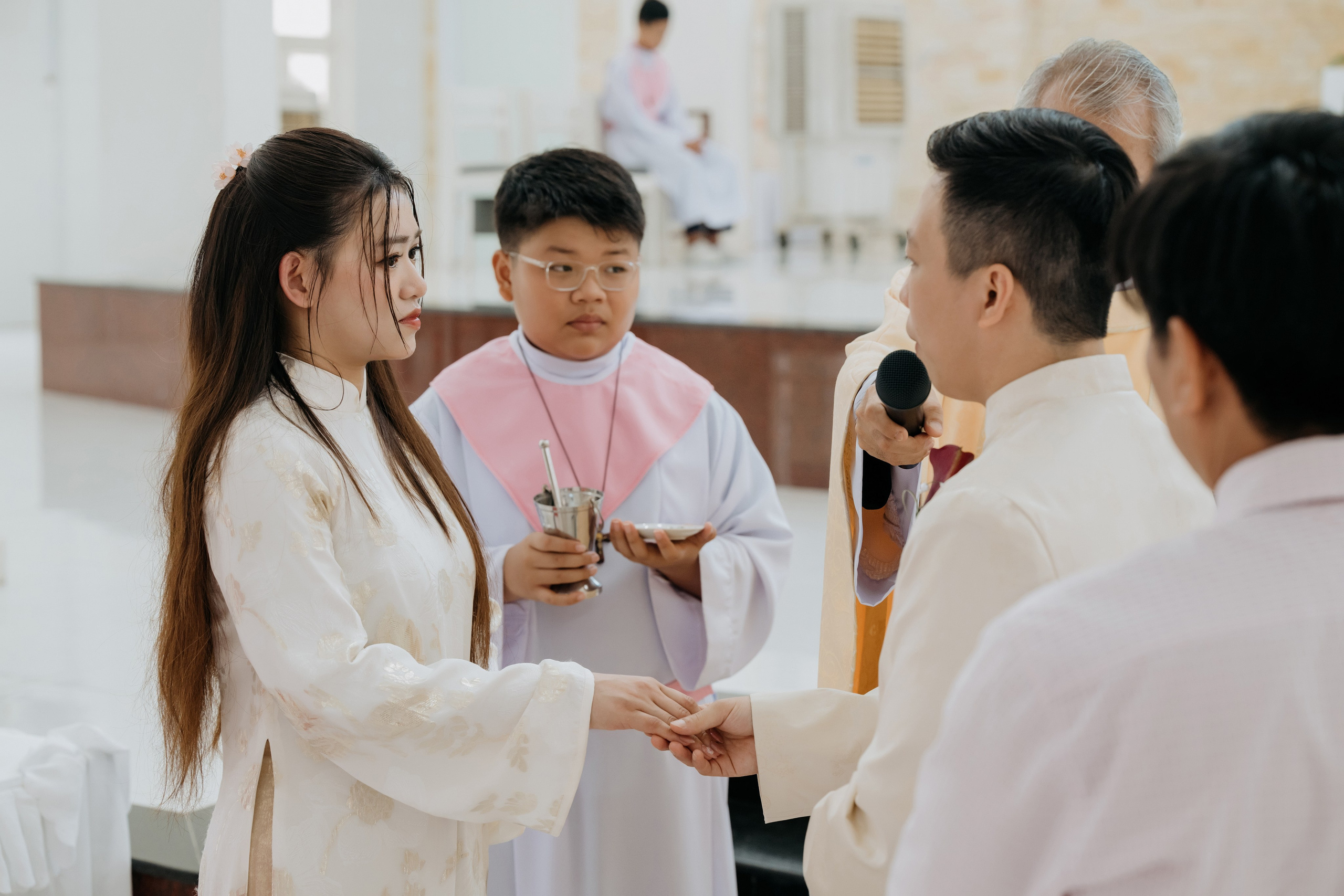 Church Wedding / TRANG & TUONG. Saigon Wedding Present | Art Beyond Moments