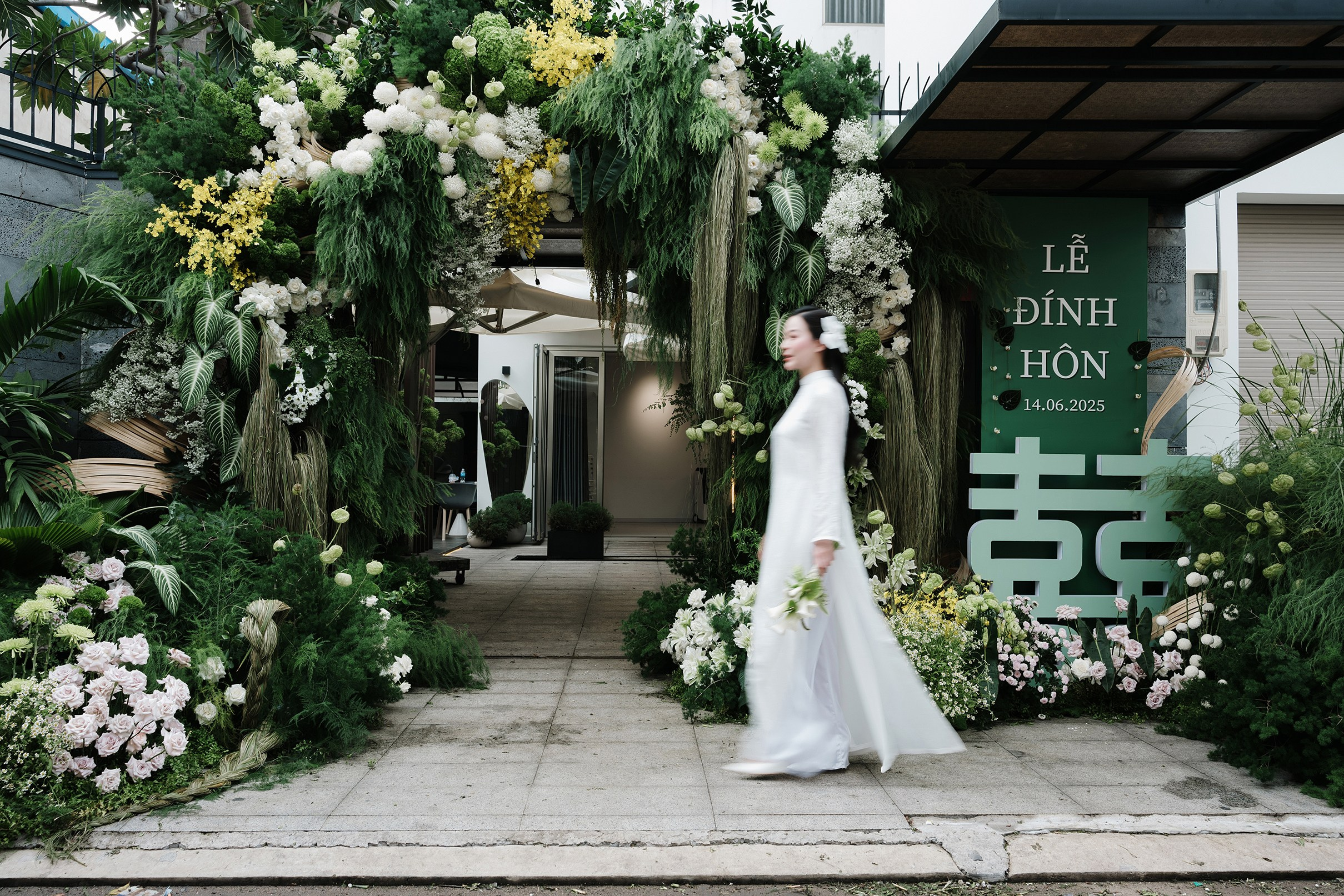 Engagement | NHI + LUAN & LINH + QUY. Saigon Wedding Present | Art Beyond Moments