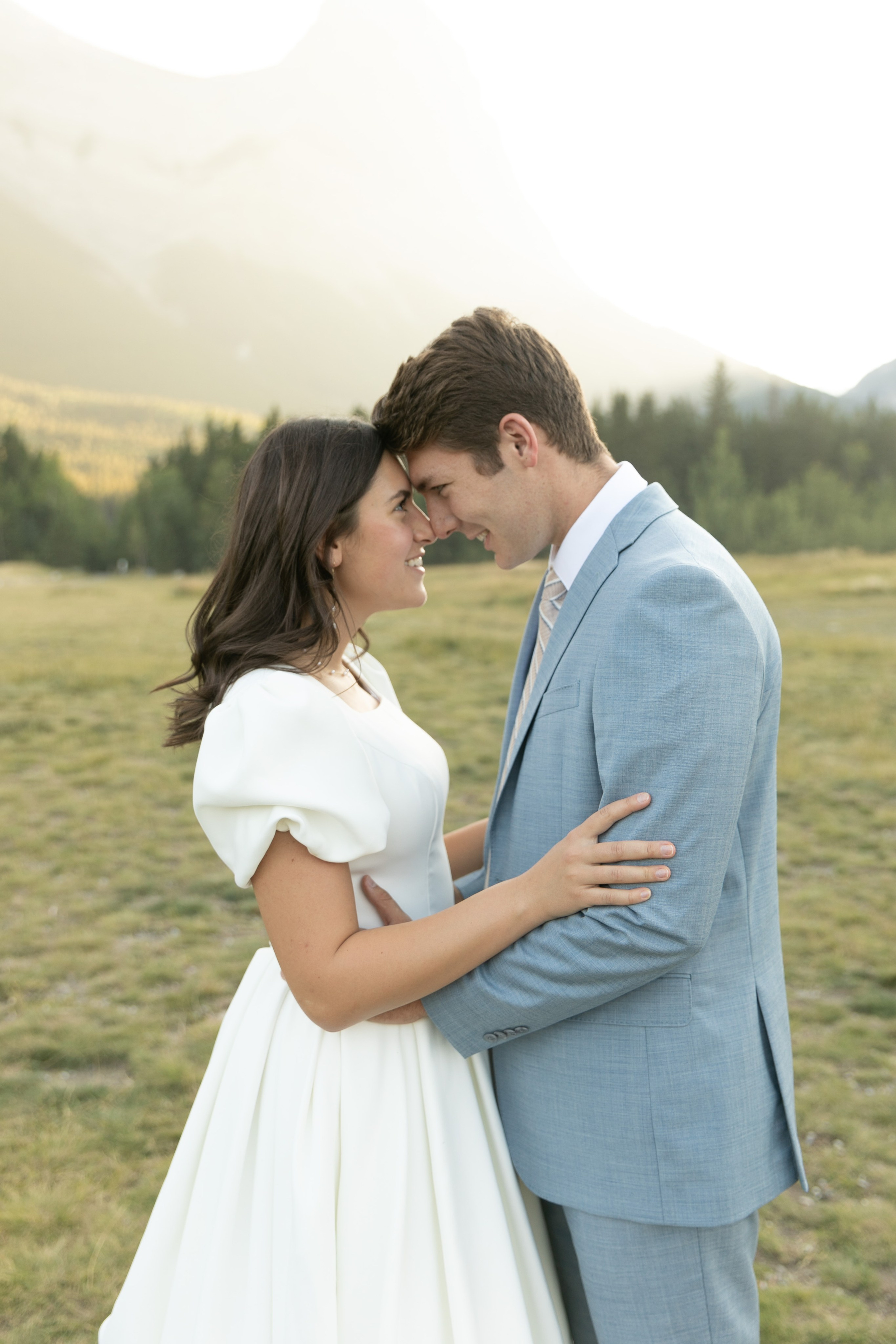 Charity and Josh Wedding — Canmore. Fotografía accesible en Calgary
