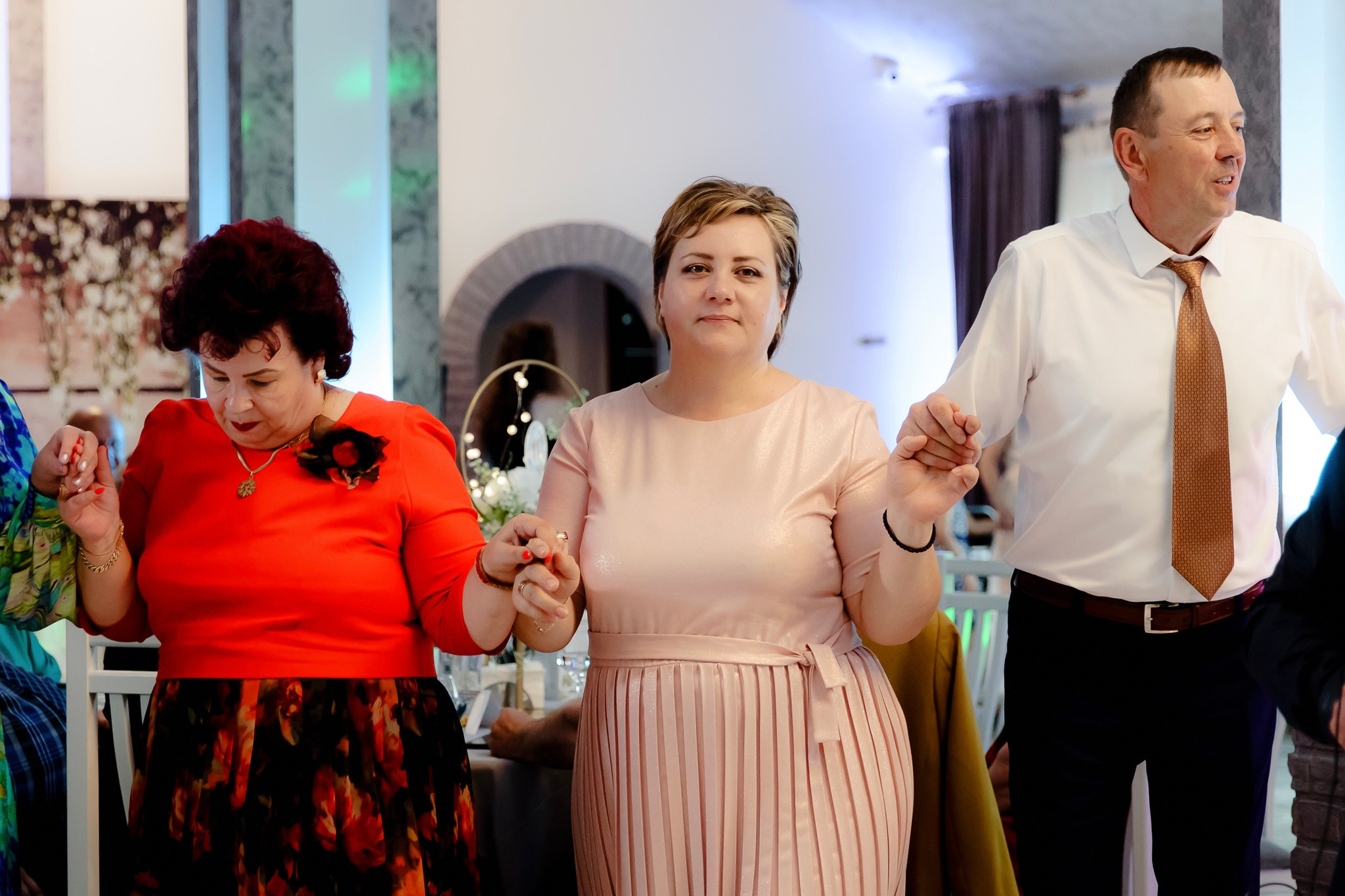 Ioana & Ionuț | Nuntă de poveste la Păstrăvăria Poiana din Mălini județul Suceava. Servicii foto-video profesionale, pentru momente de neuitat