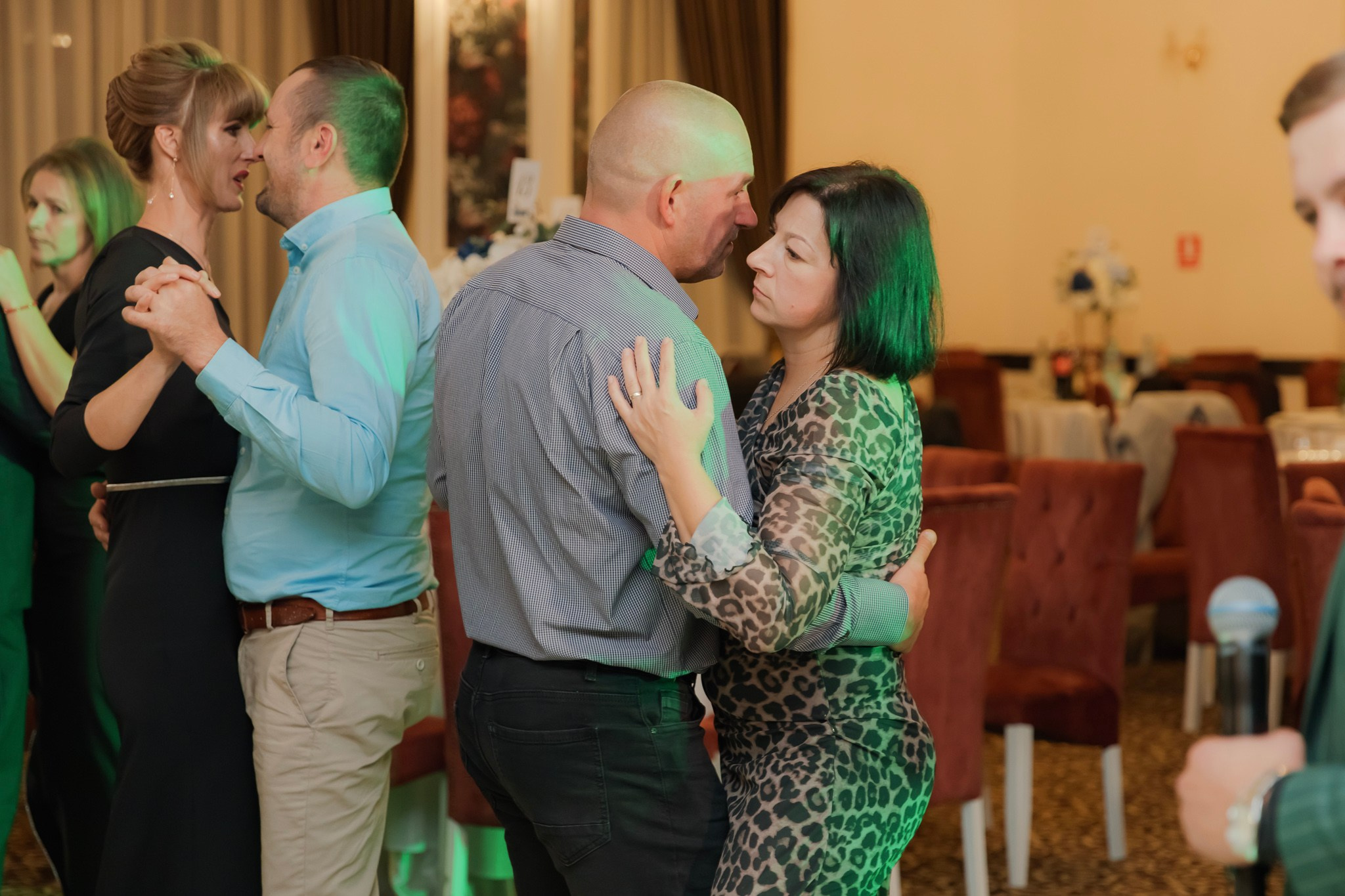 Mihai & Oana. Servicii foto-video profesionale, pentru momente de neuitat