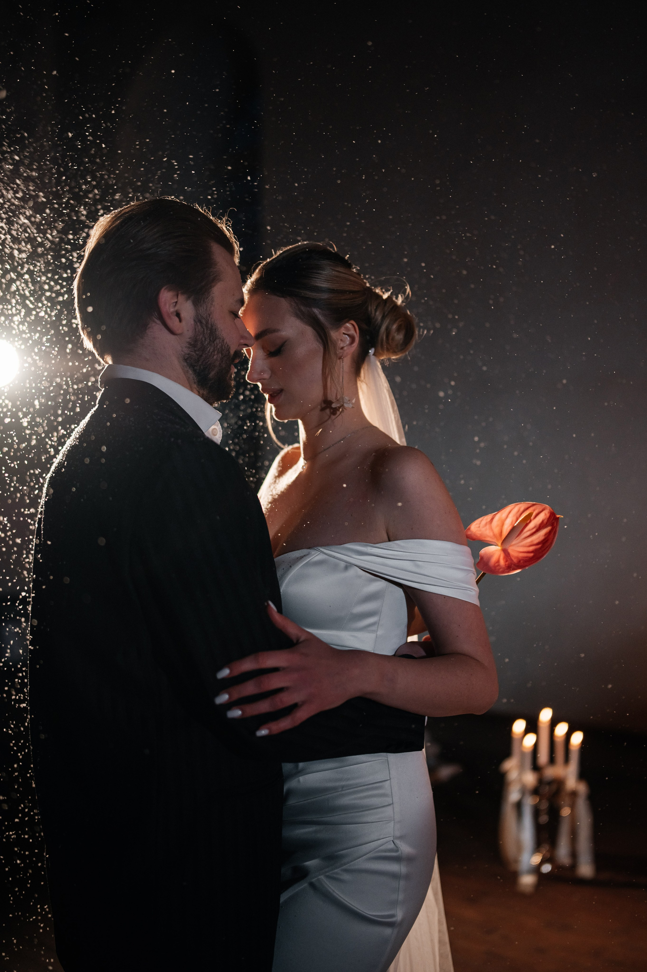 В зимнем замке со свечами. Фотограф Таллинн — свадьба |семья | lovestory