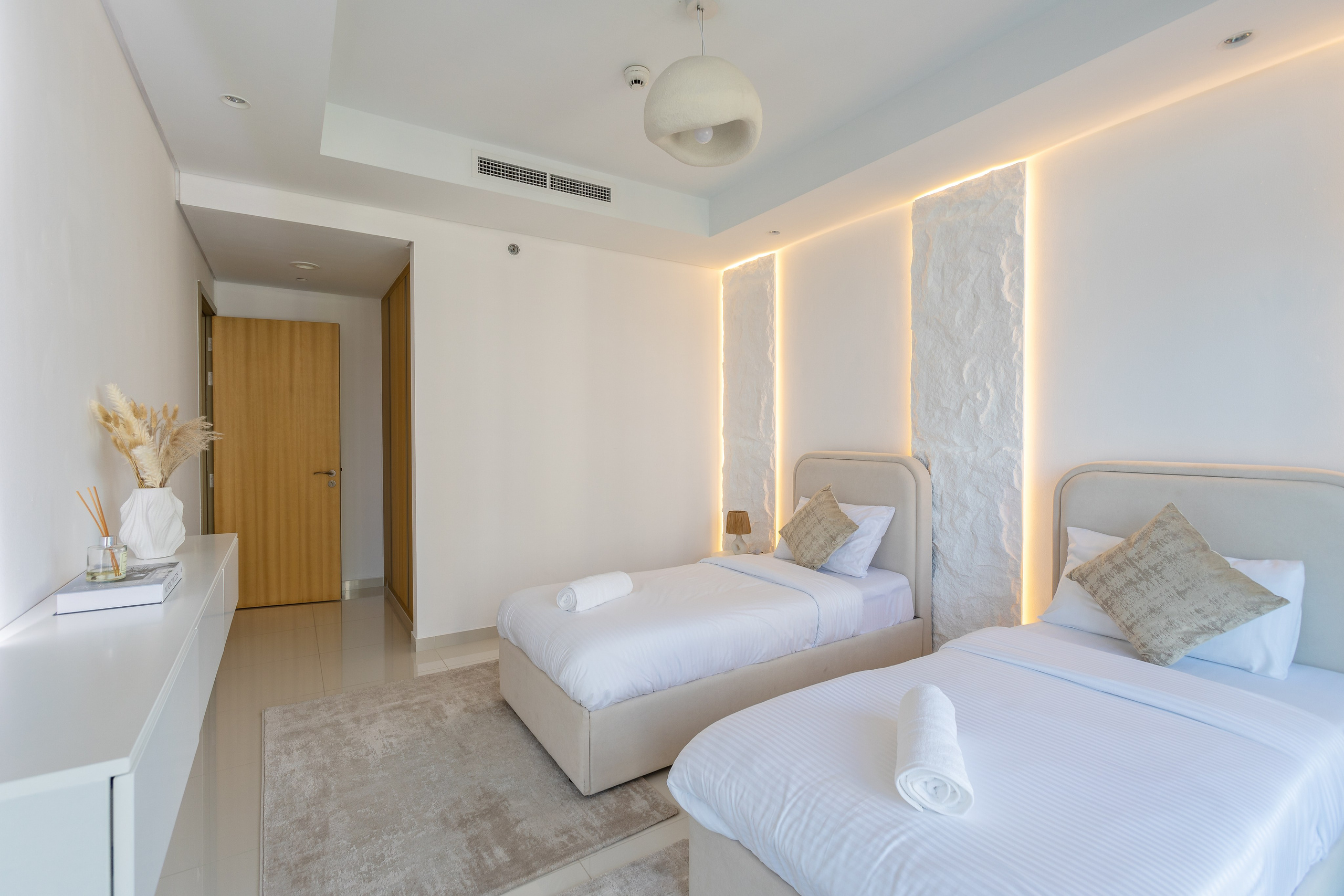 Paramount Midtown. Samy Mar Boy │Portrait, Automotive and Real Estate Photographer