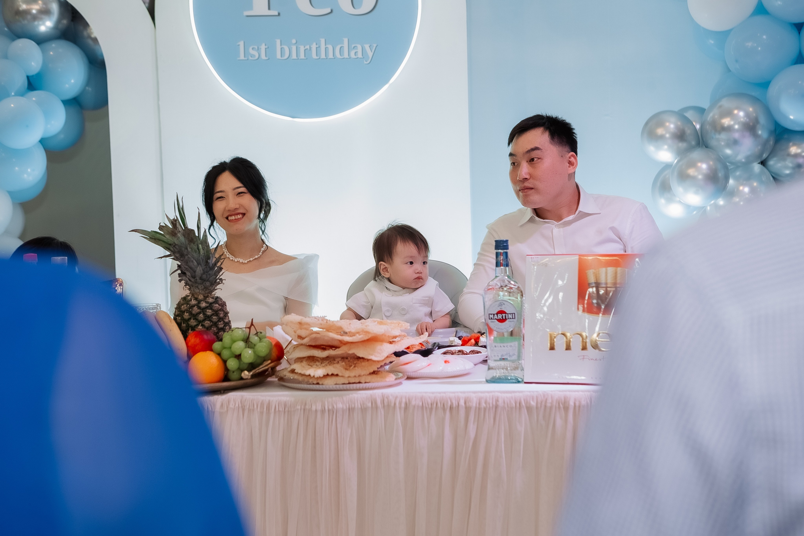 Тео дома и в ресторане. Фотограф беременности, ньюборн и годовасиков в Корее Жанна Хан