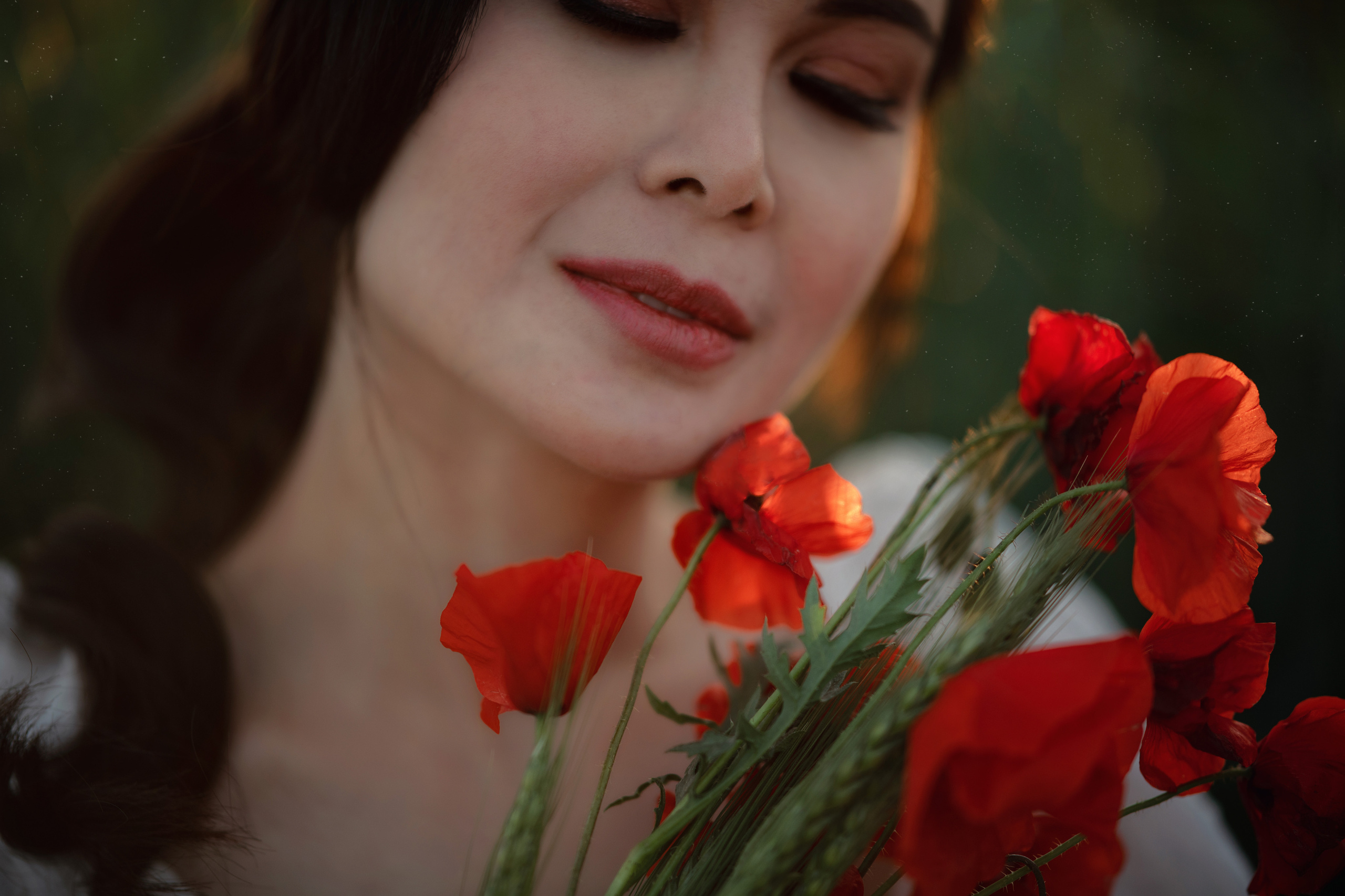 В маковом поле. Фотограф на Кипре