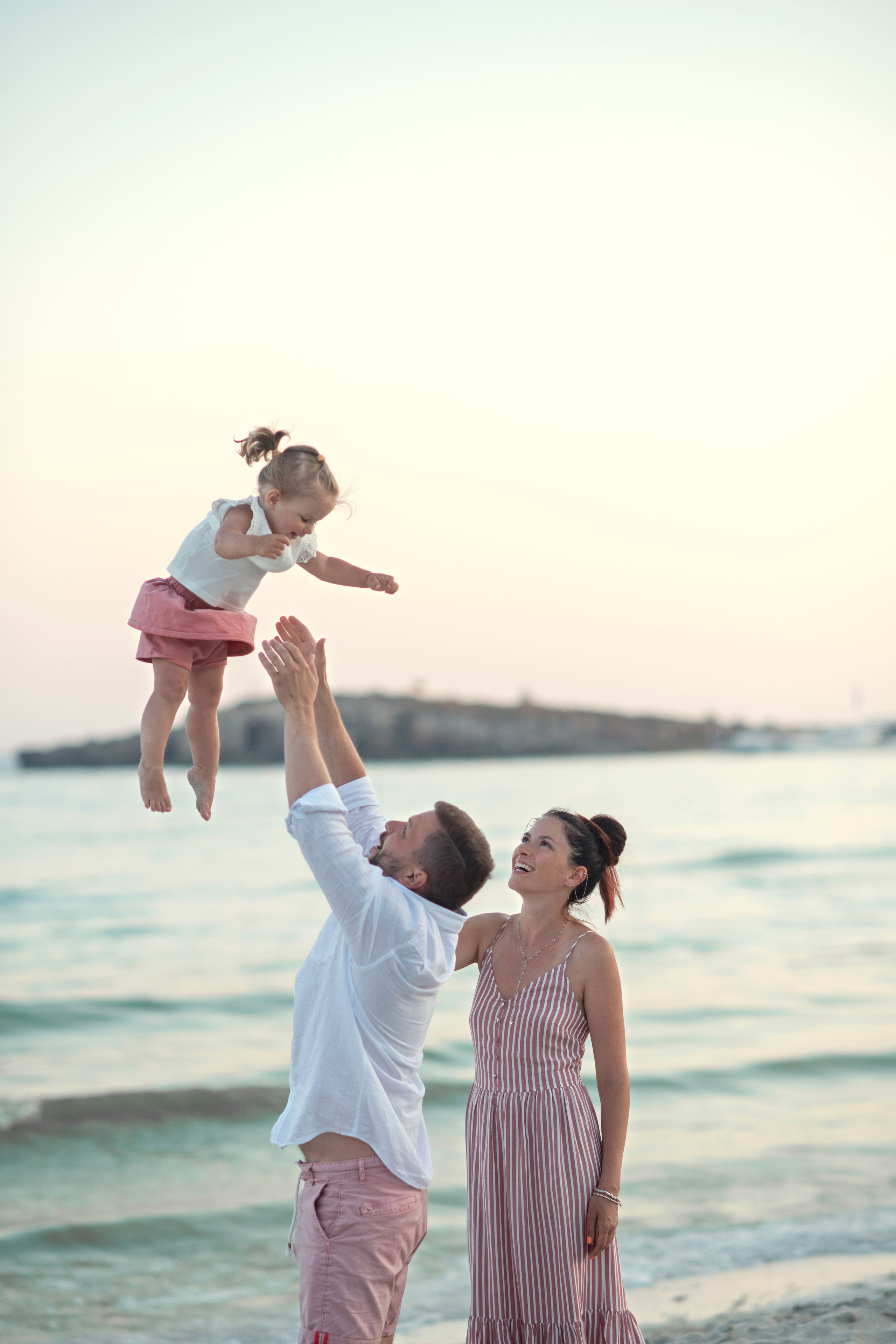 Съемка на Нисси Бич. Фотограф на Кипре