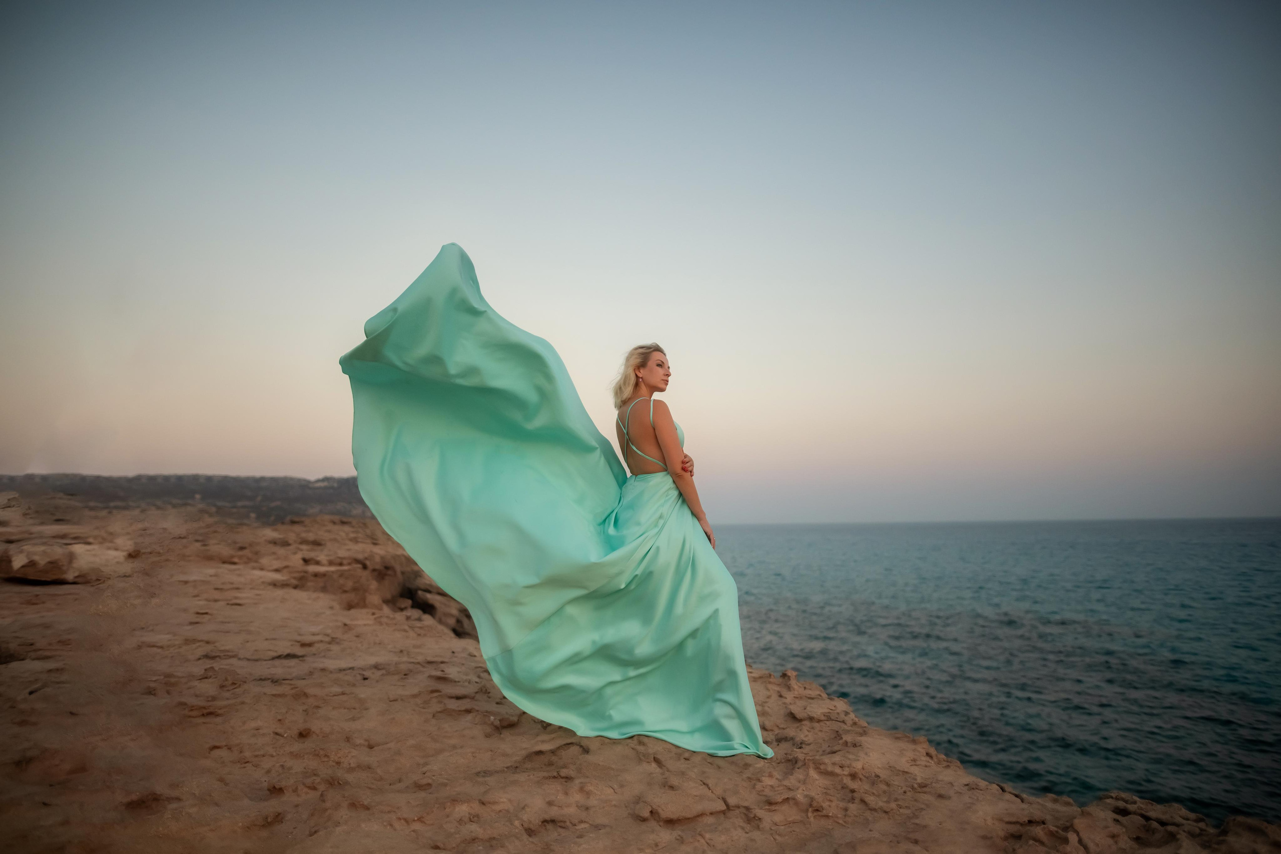 Аренда шлейфовых платьев. Фотограф на Кипре