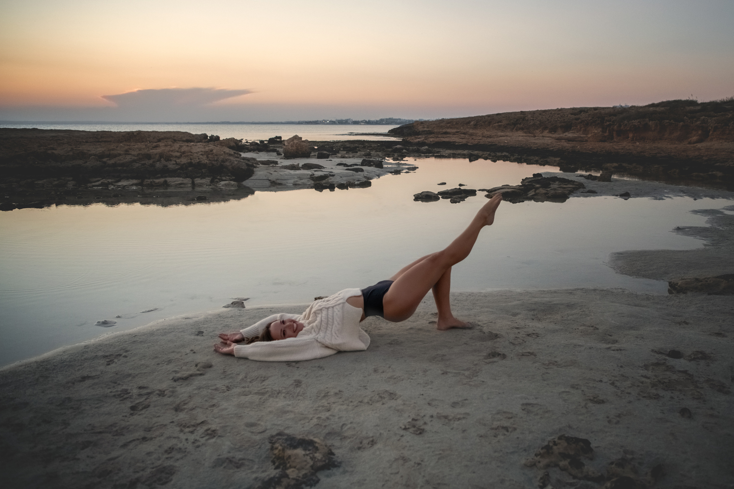 В бухте. Фотограф на Кипре